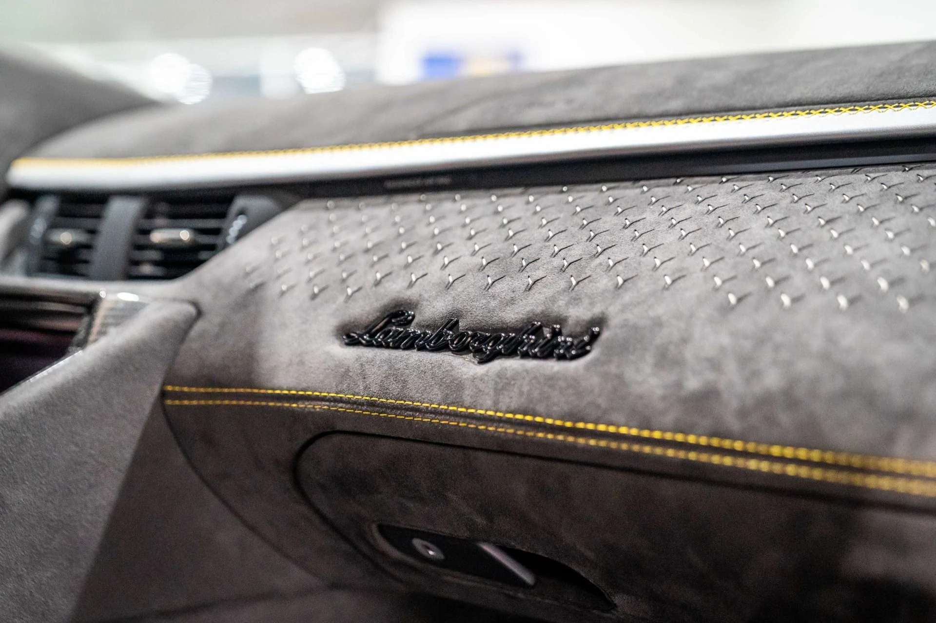 mph055_2981081585_Used_2022_Lamborghini_Aventador_LP_780_4_Ultimae_BLU_GLUACO_F1_Brilliant_Exhaust_1766165841_2924c1cc8b