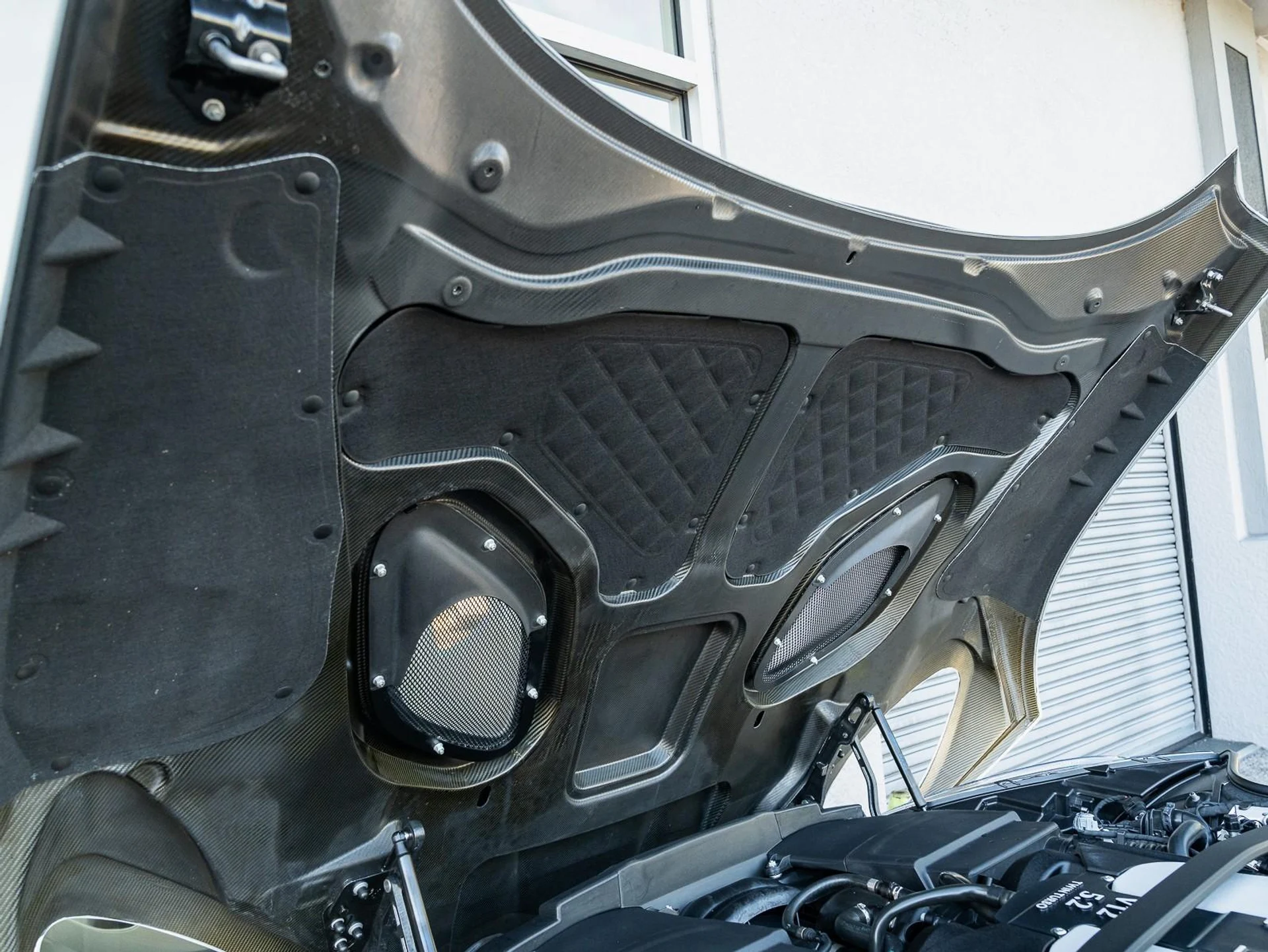 mph055_2981546698_Used_2020_Aston_Martin_DBS_Superleggera_1764795990_141f9cd815