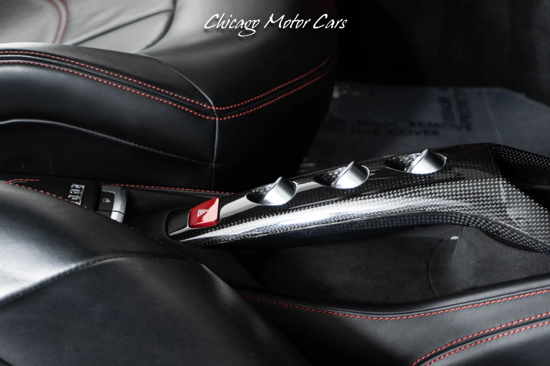 mph055_30057066_13465_p56_l_5da401579a