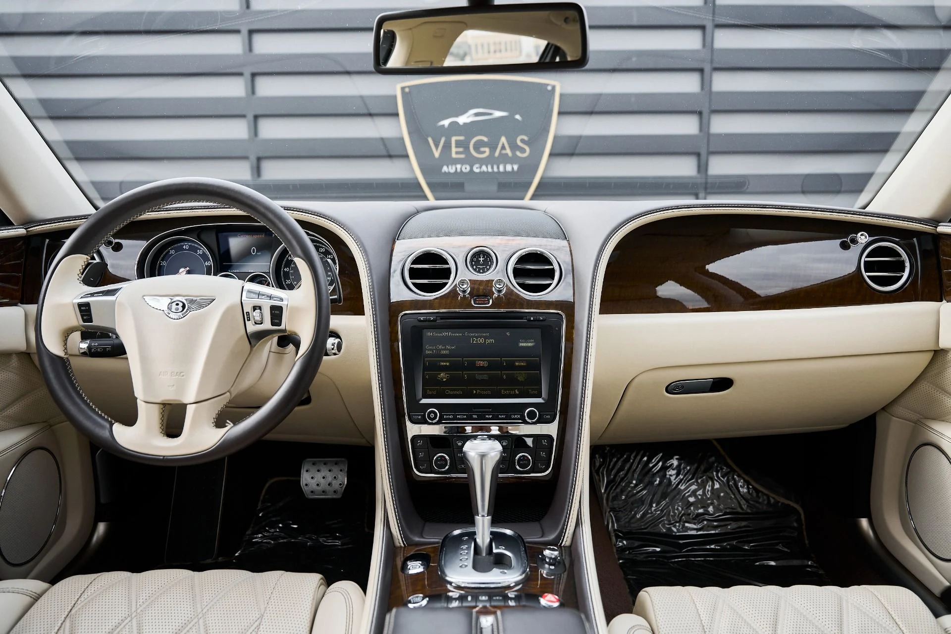 mph055_3010531783_Used_2015_Bentley_Flying_Spur_V8_1769278401_980916f98b