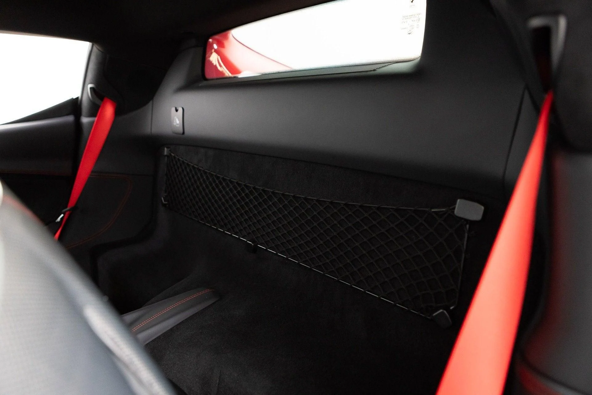 mph055_3021427164_Used_2026_Ferrari_296_GTB_1778334368_16b6e01c2f