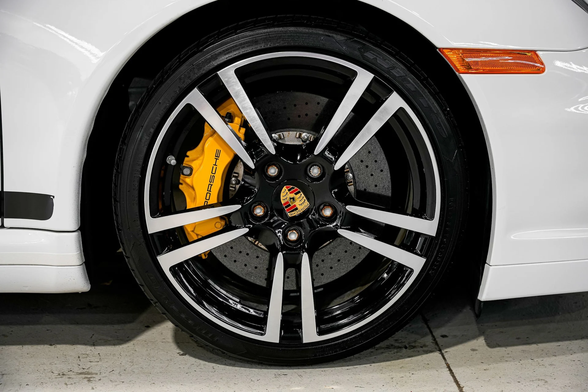 mph055_3033094593_b591bfb38978aeb31a617bb23cdbbe10x_439311b768