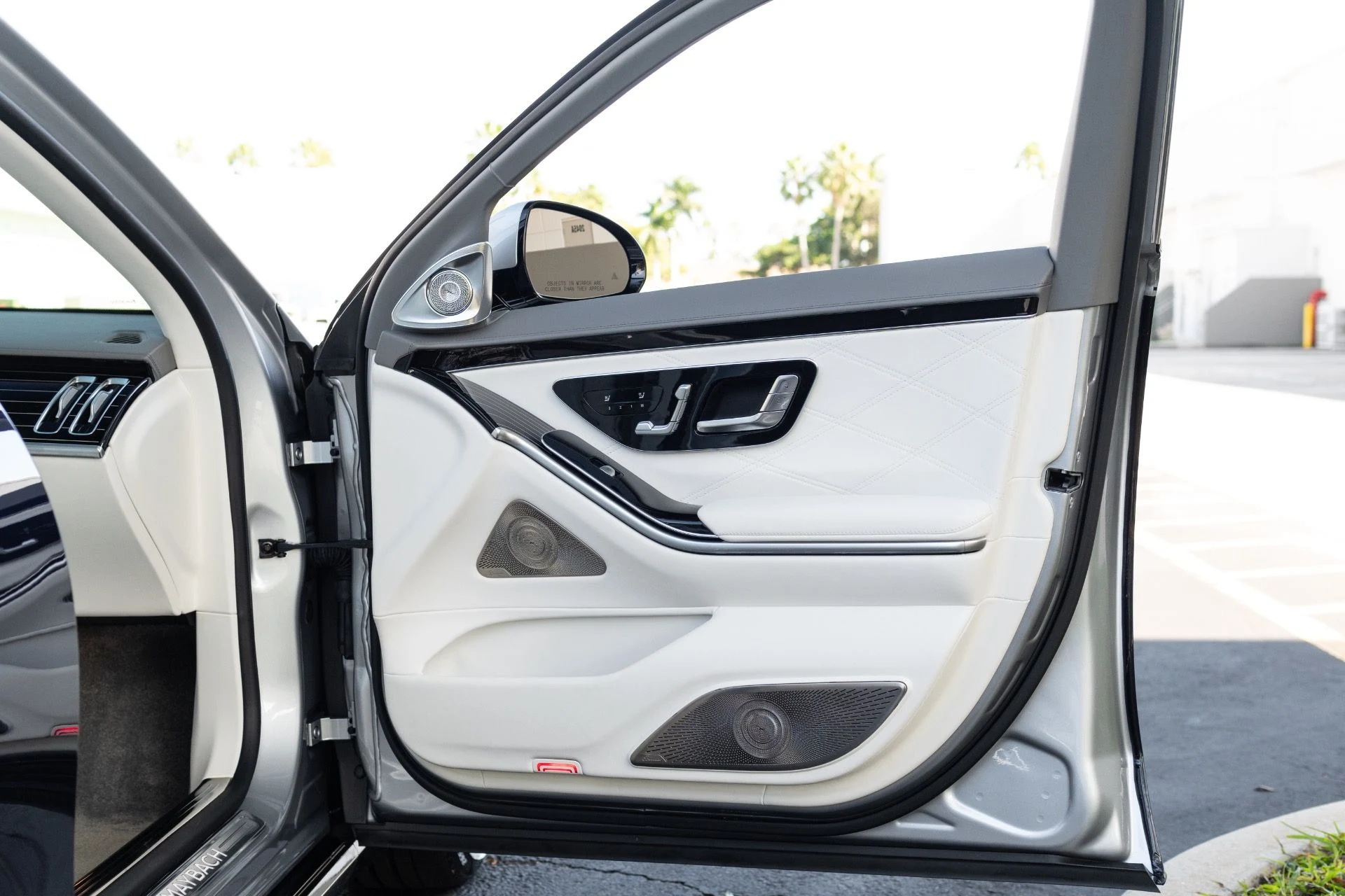 mph055_3051593574_Used_2022_Mercedes_Benz_S_Class_Mercedes_Maybach_S_580_4_MATIC_1769453405_708e3d748d