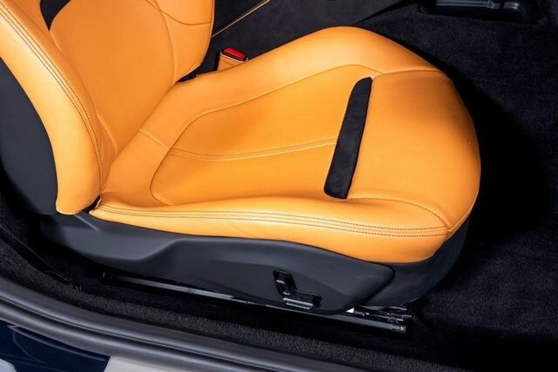 mph055_3054518473_9a2fc5ad67a401c01c00320ddab32237x_9f7b550383