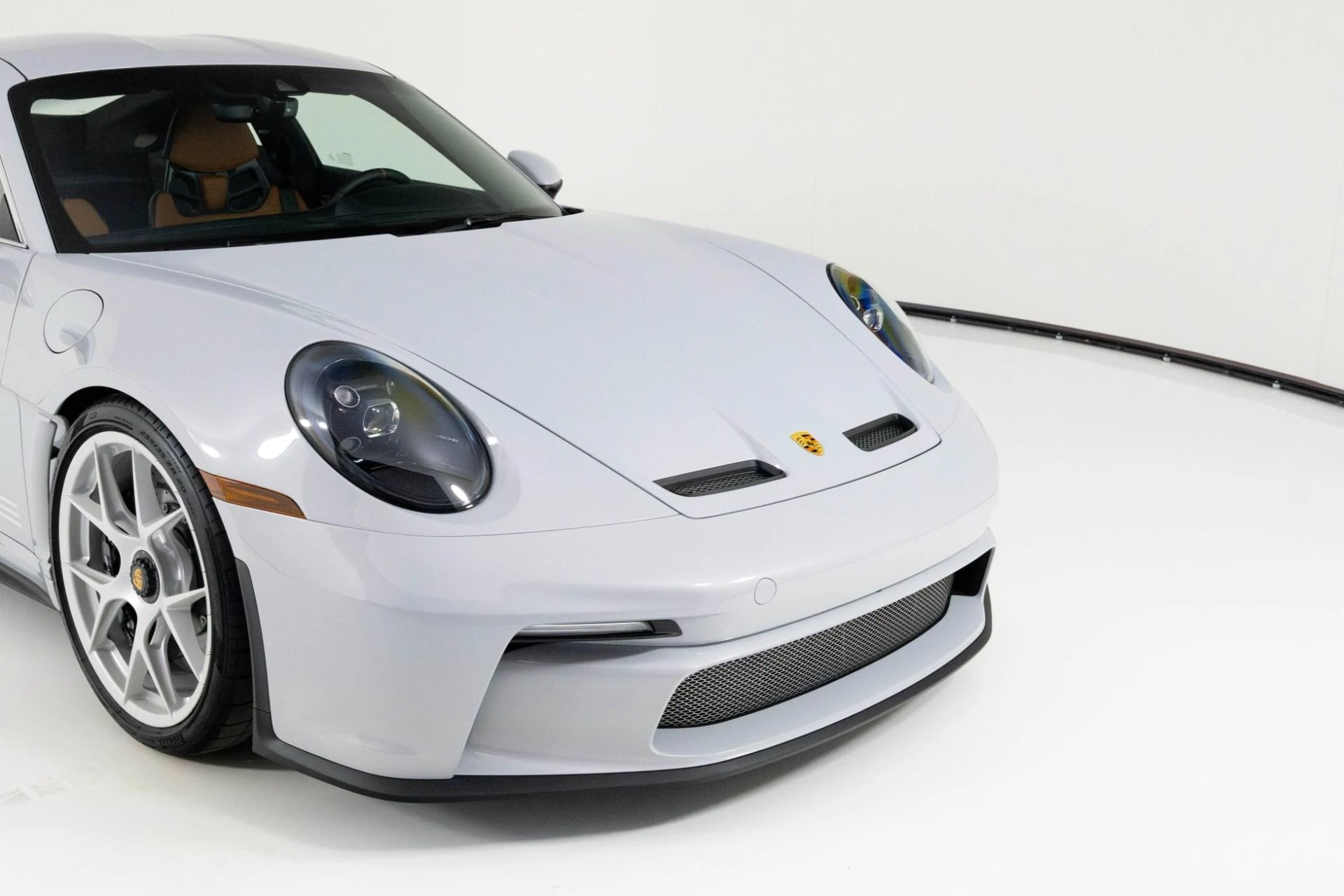 mph055_3059618413_Used_2024_Porsche_911_ST_1762299749_6da2ec684d