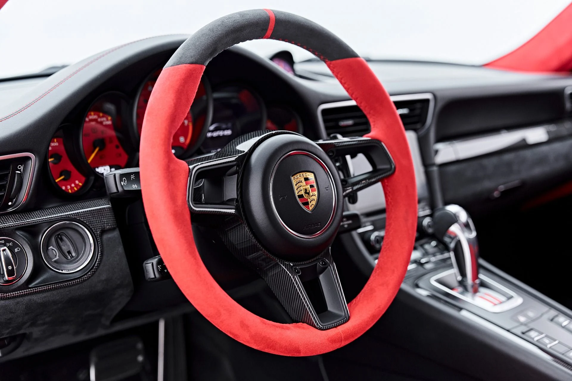 mph055_3072198668_Used_2019_Porsche_911_GT_2_RS_1788559267_dc44f345ff