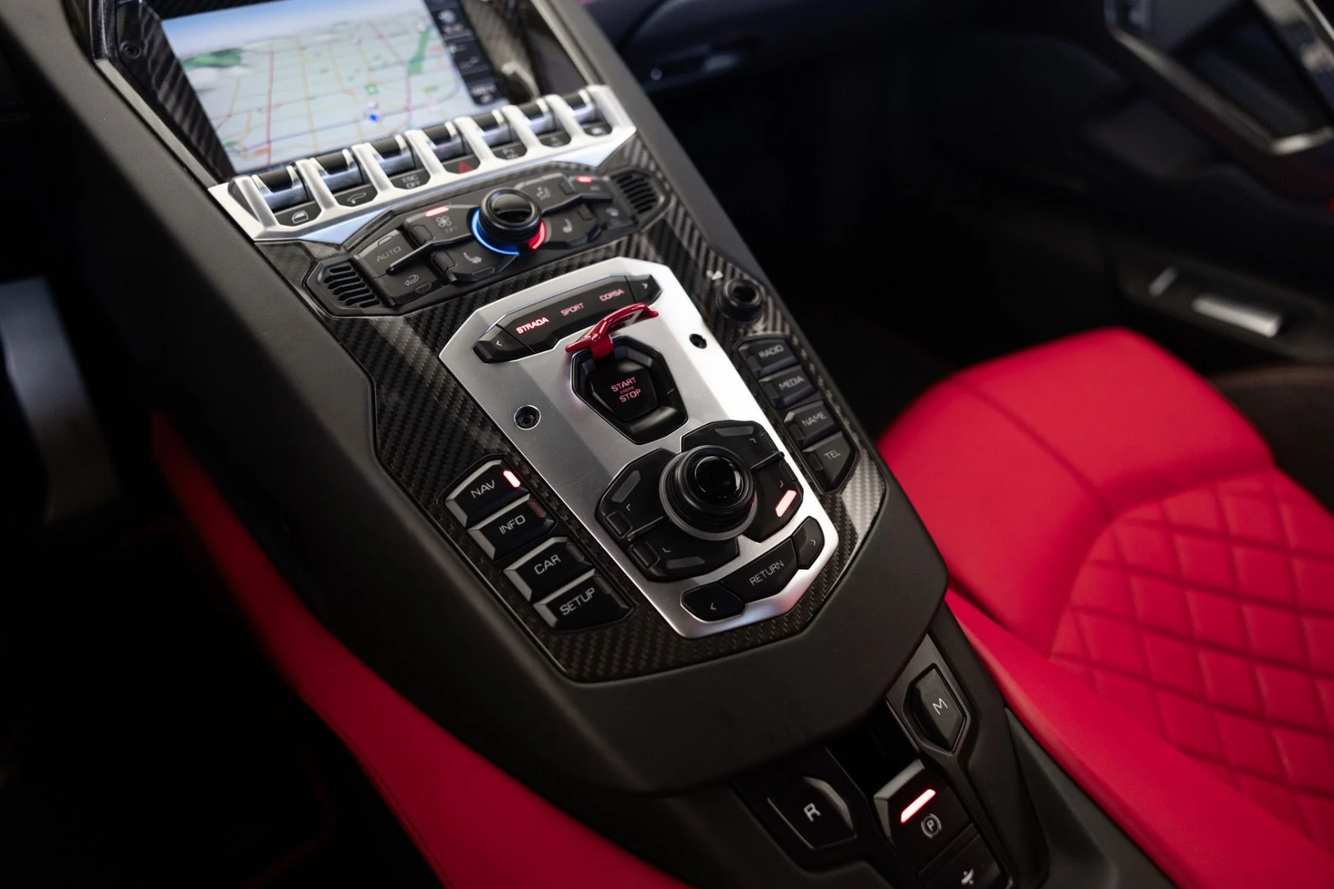 mph055_3093395907_Used_2015_Lamborghini_Aventador_LP_700_4_1785451056_62f0c91e95