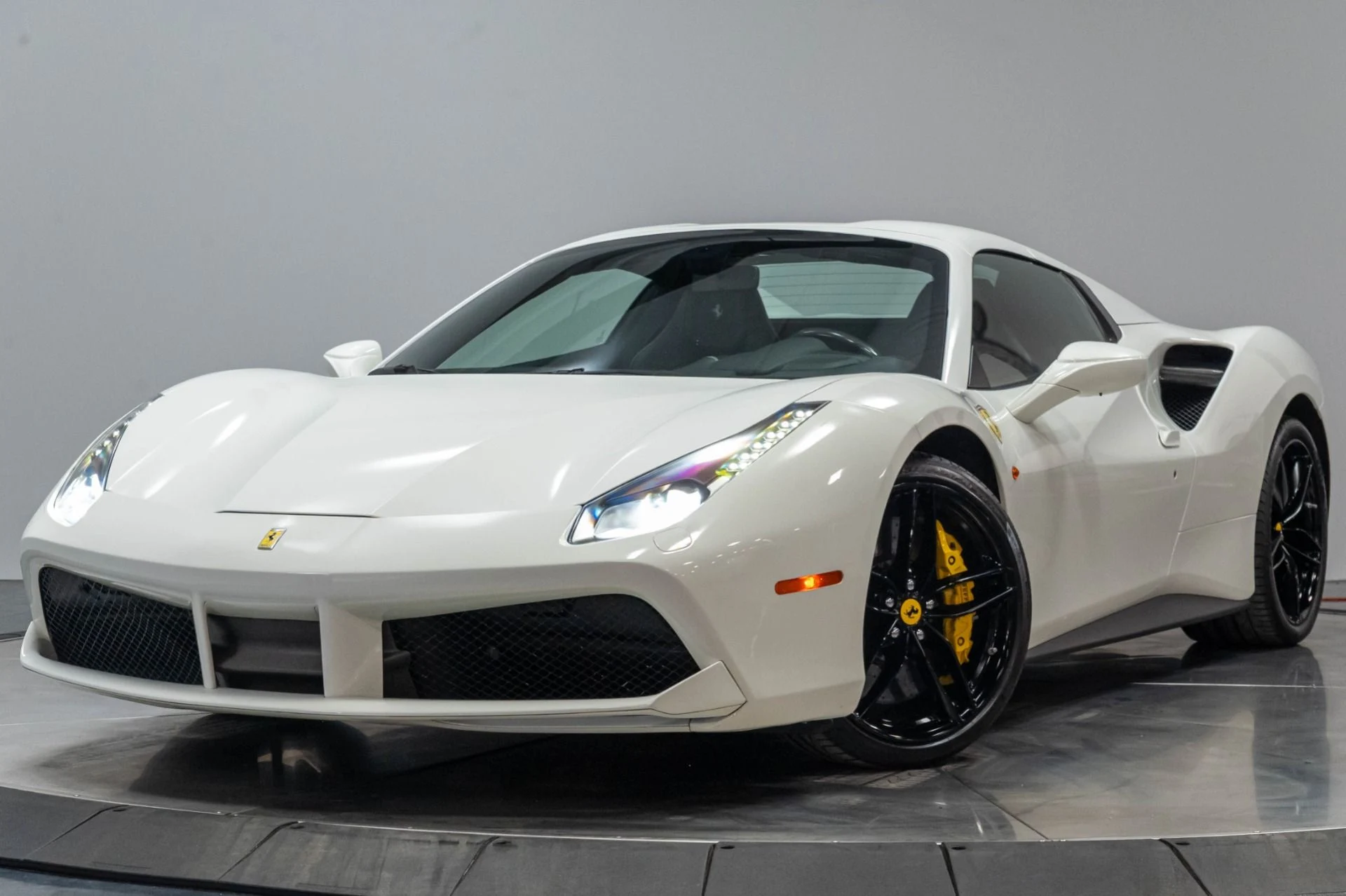 mph055_3094653468_Used_2016_Ferrari_488_Spider_1784843221_a6705b001a