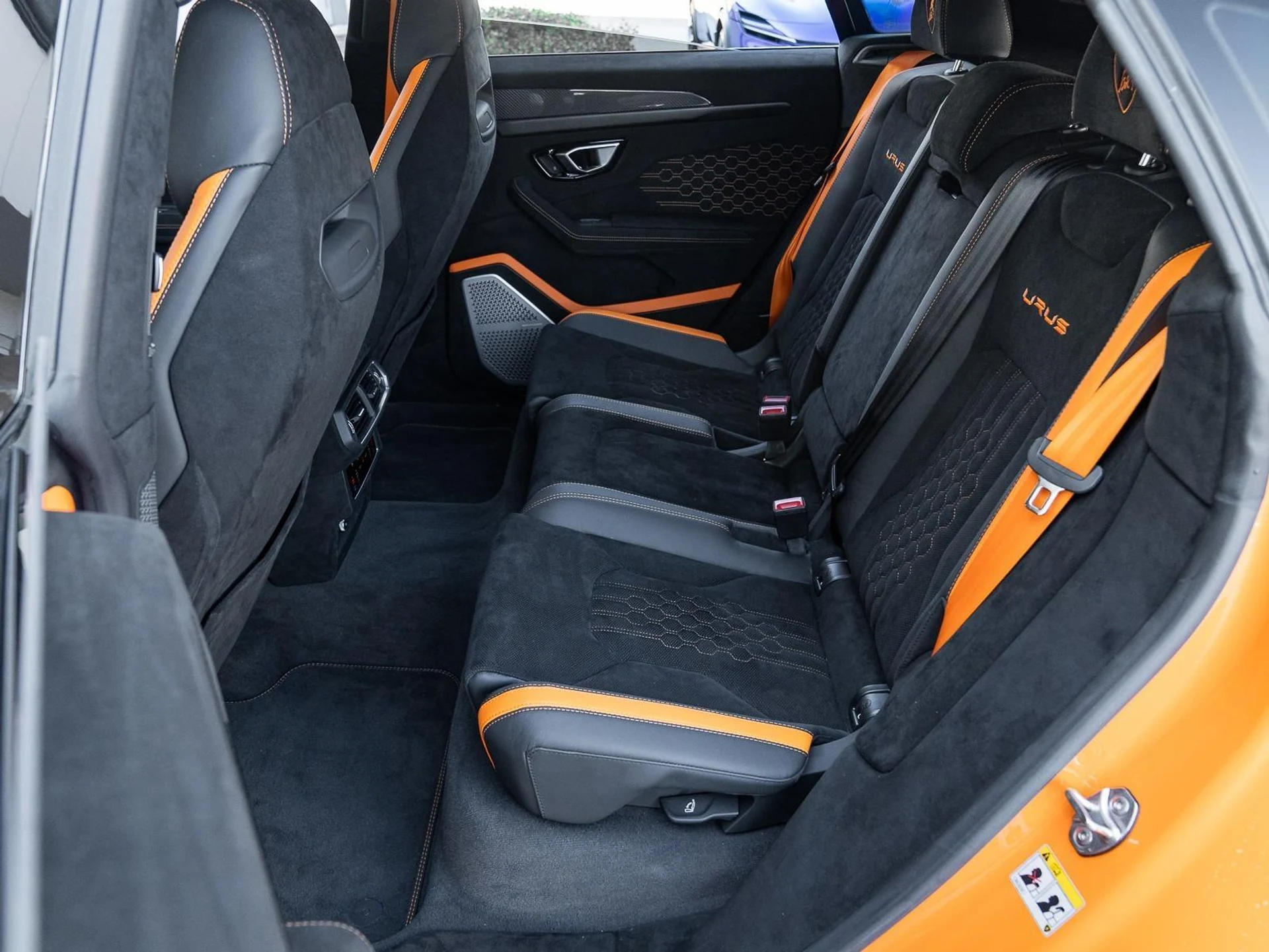 mph055_3103669023_Used_2023_Lamborghini_Urus_Performante_1769095147_04f75d064f