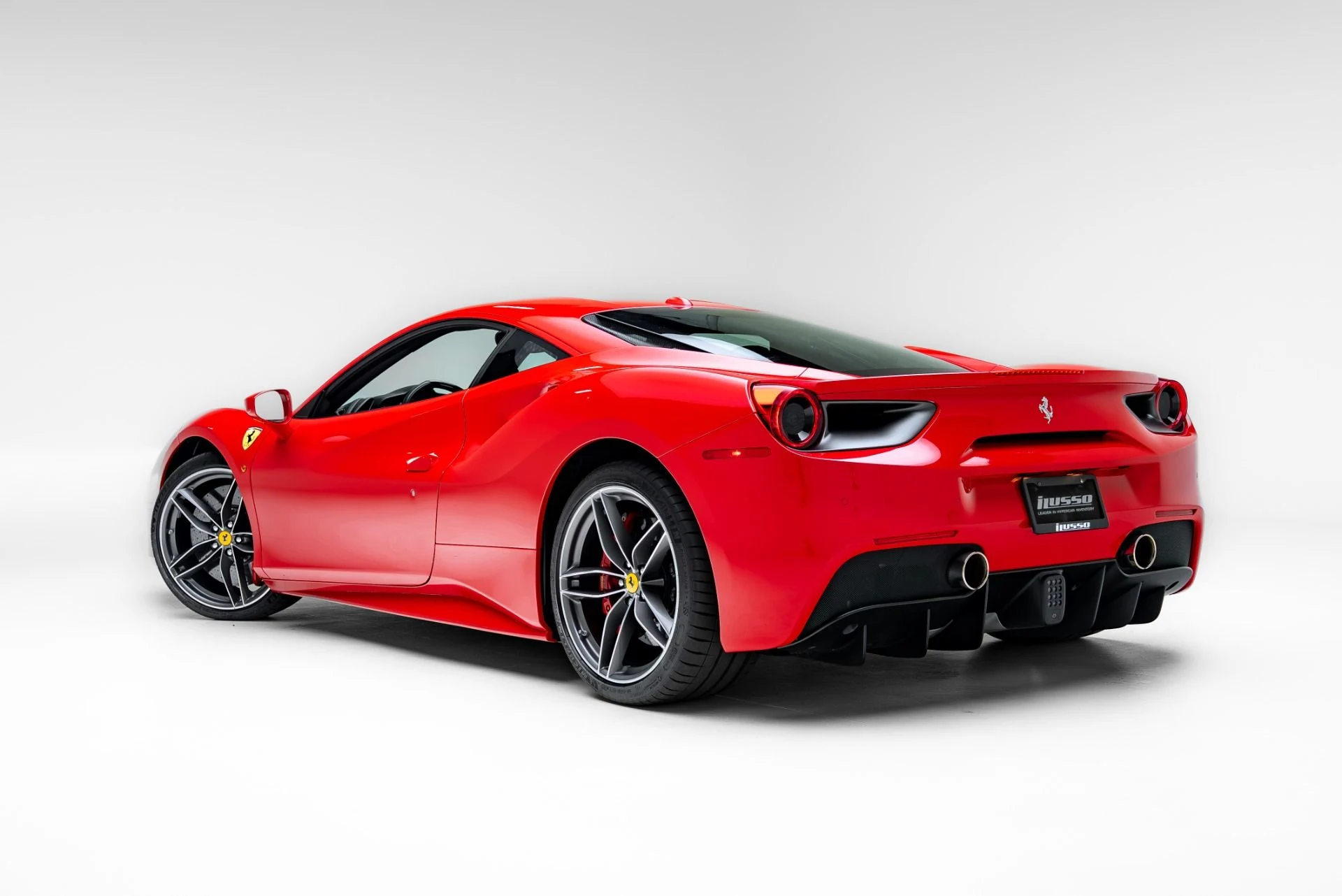 mph055_3108407133_Used_2018_Ferrari_488_GTB_1776815737_0fb63183ac