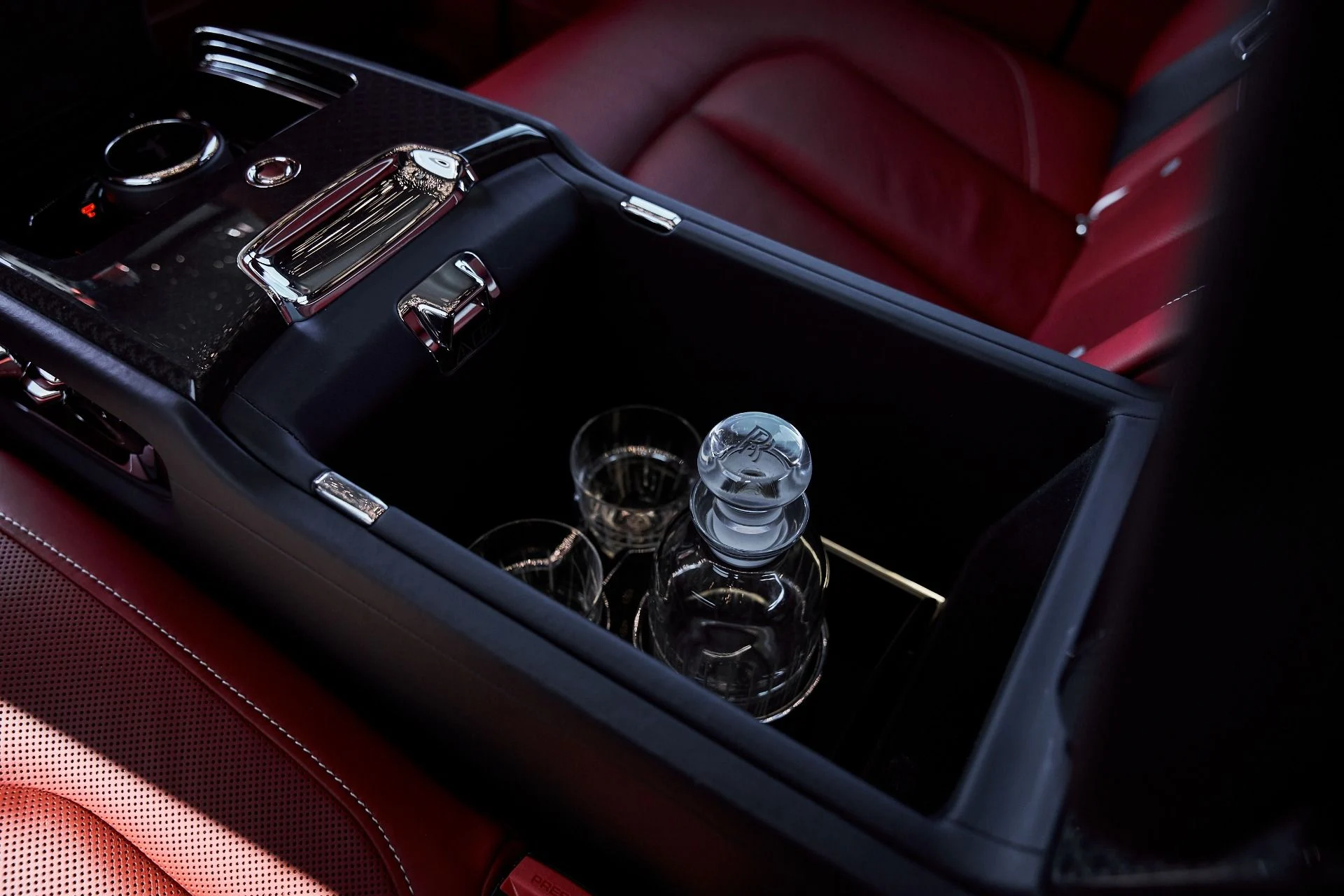 mph055_3143981995_Used_2024_Rolls_Royce_Cullinan_Black_Badge_1775871036_65666cce44