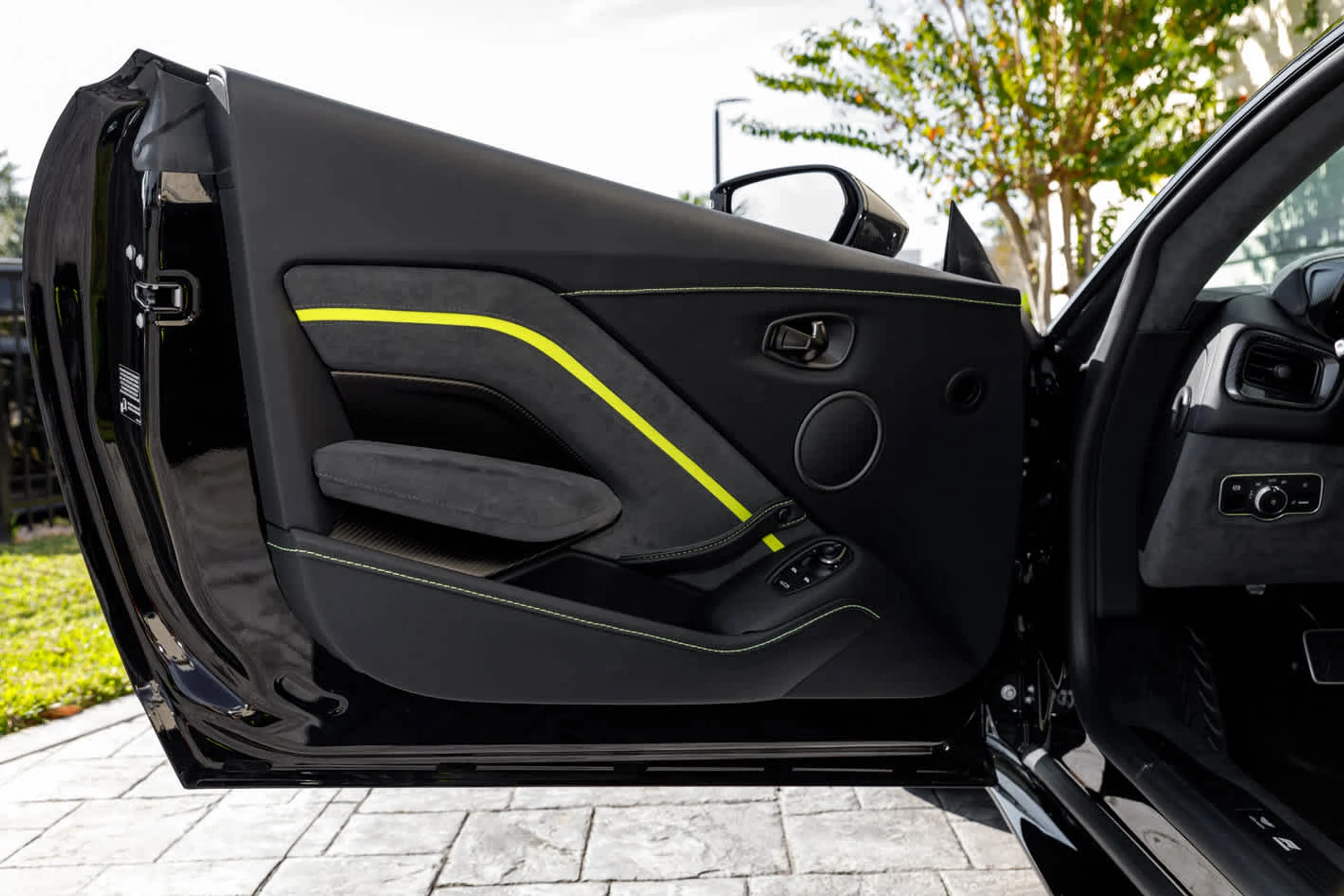 mph055_3144571927_56_360e16cbbd