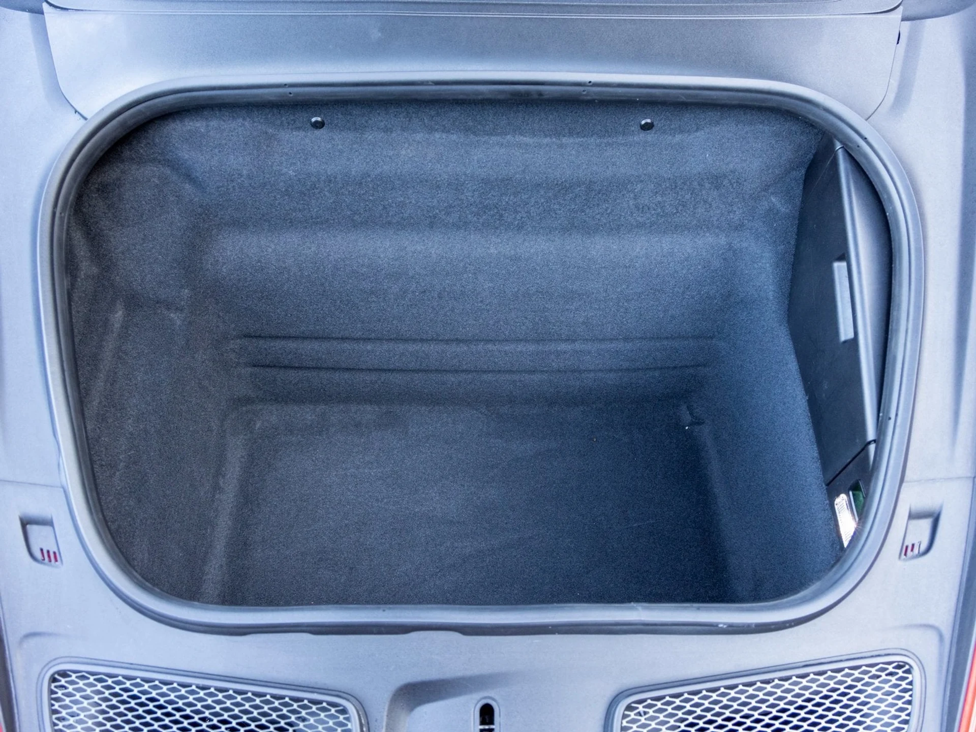 mph055_3168818609_56_8d089aae29