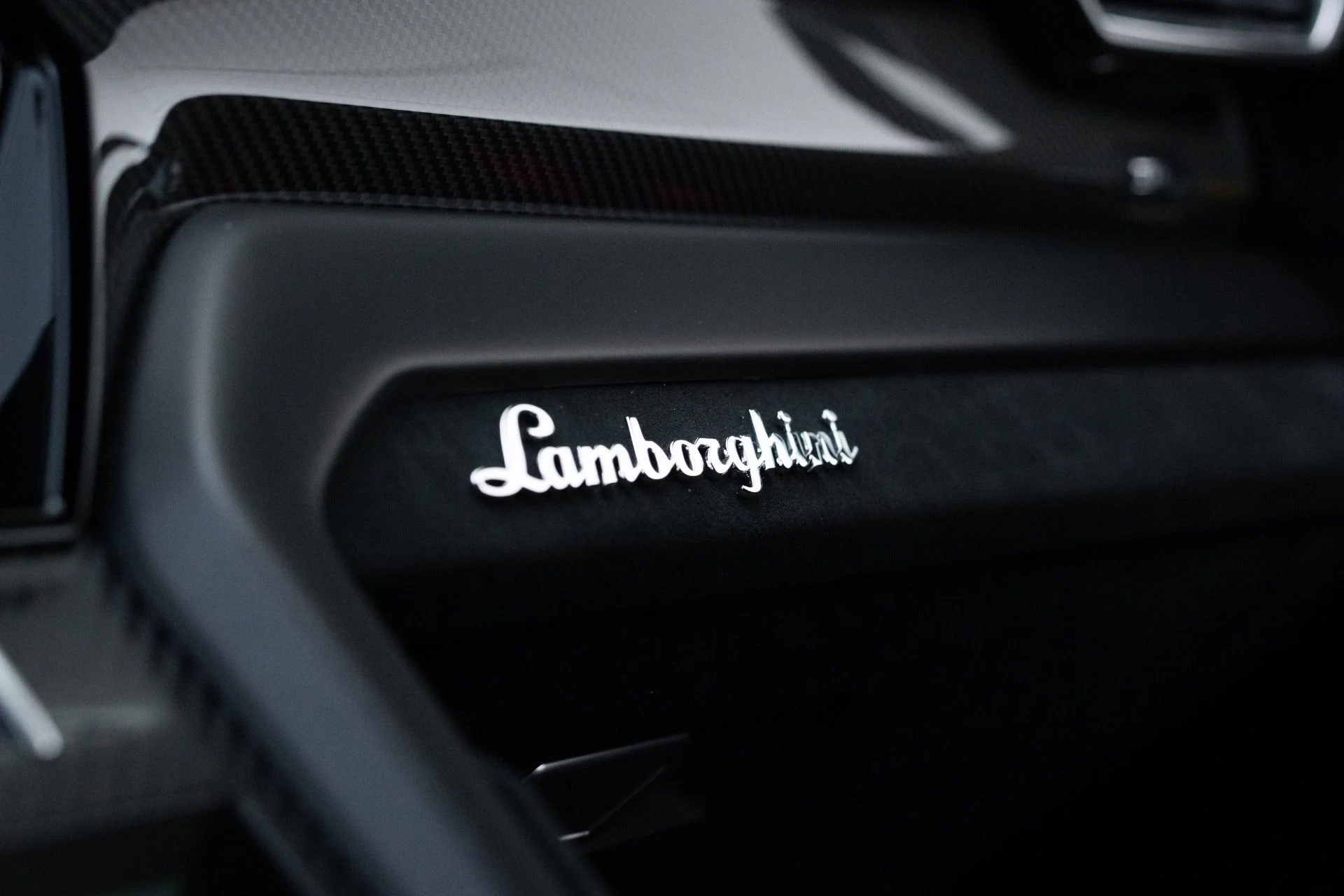 mph055_3170231962_Used_2024_Lamborghini_Urus_Performante_1770940170_b6d9bdb34e