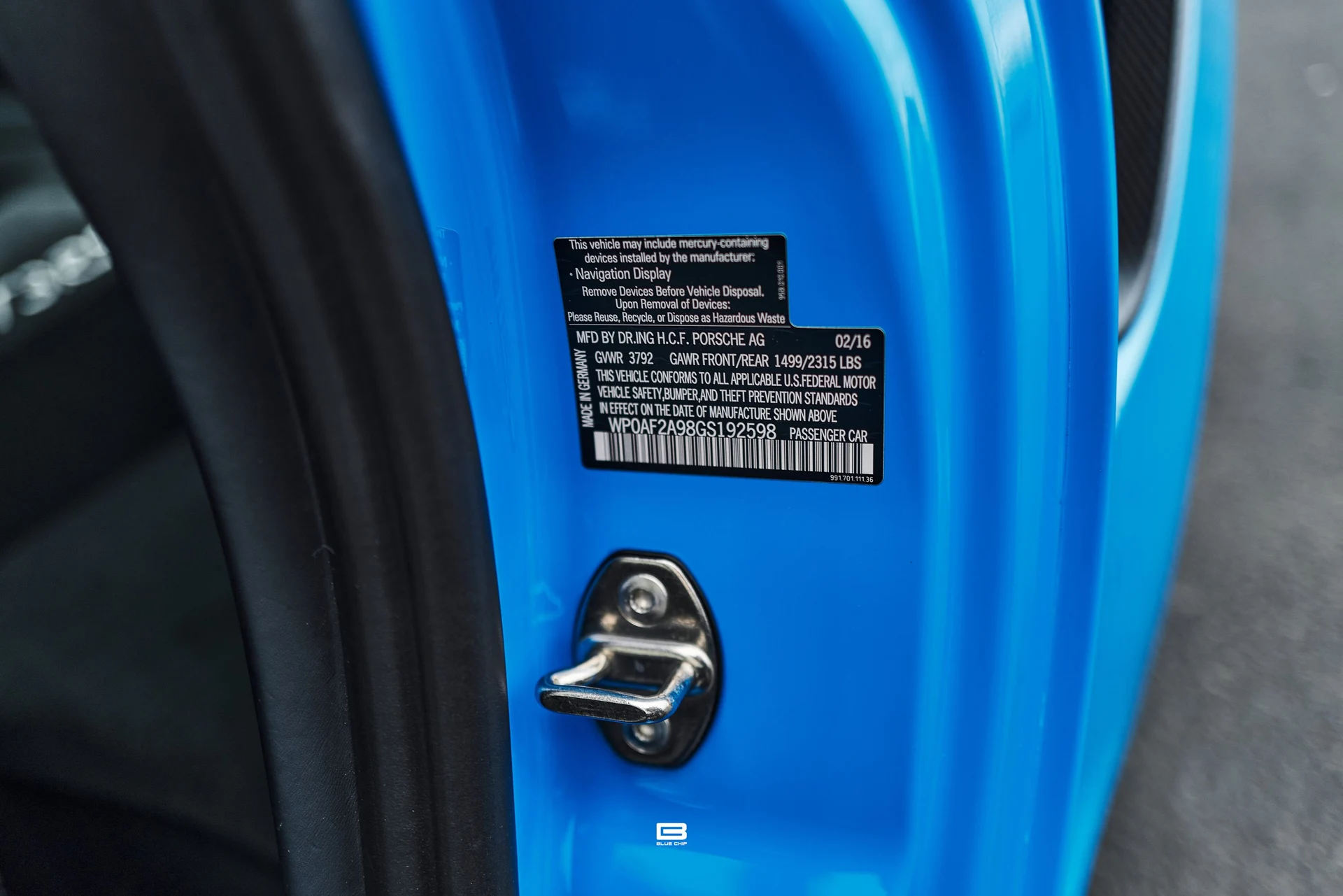 mph055_3172329361_69d6841eb4a3f6be335a6cd1_L1200371_3ac0d26b8a