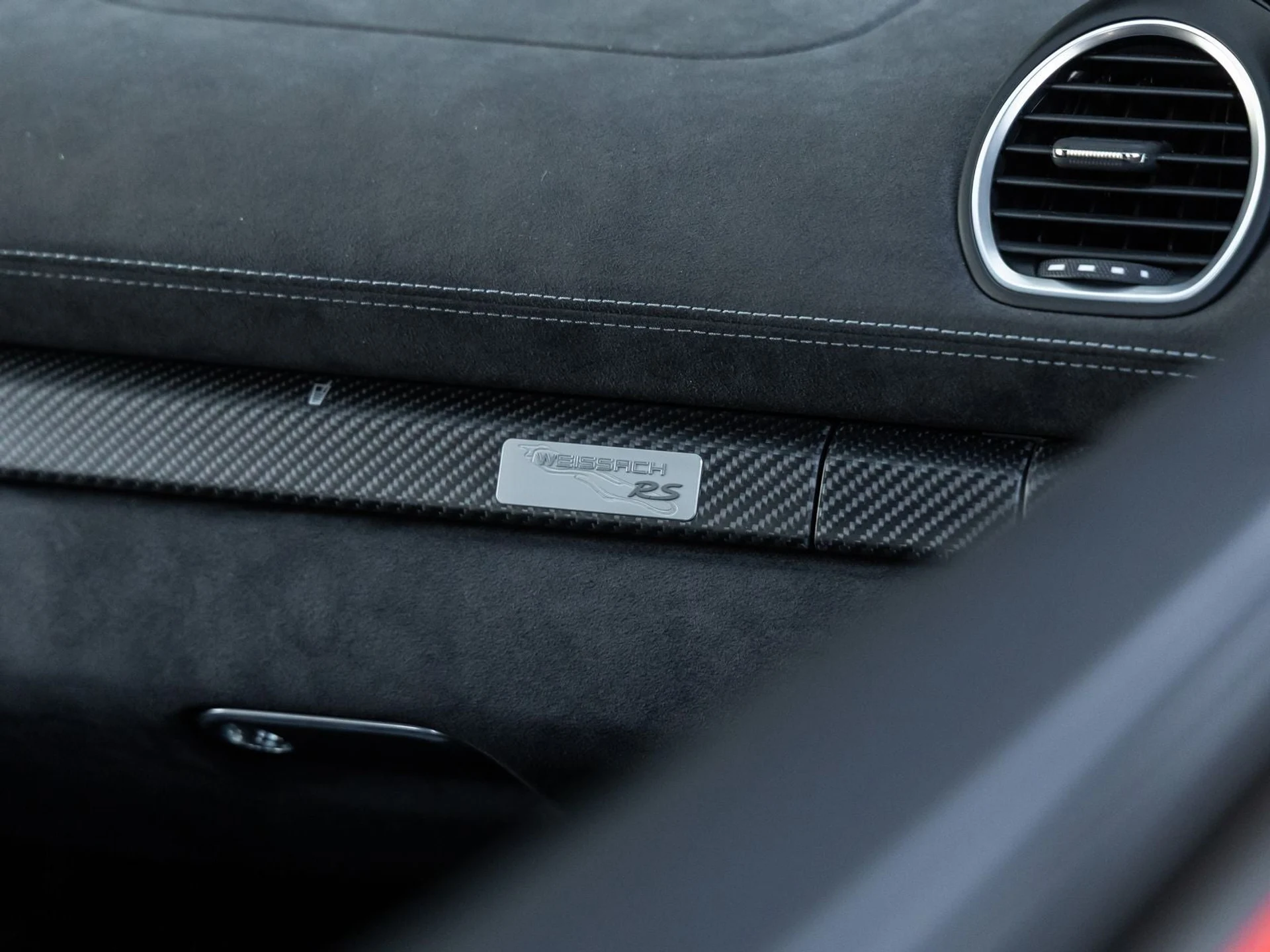 mph055_3173606566_56_9d1d3e5670