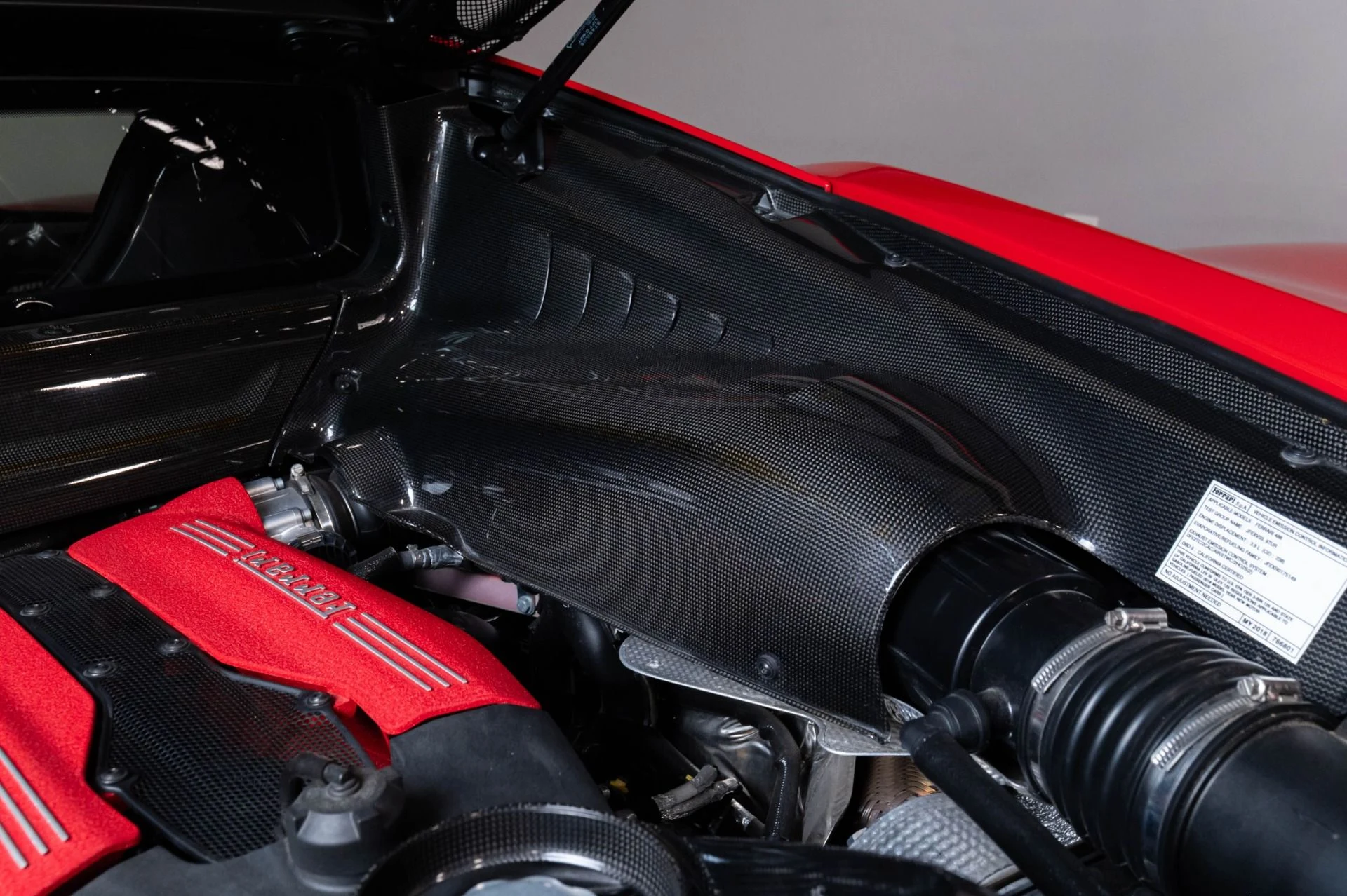 mph055_3205907025_Used_2018_Ferrari_488_GTB_1785189078_26dc4d9f60