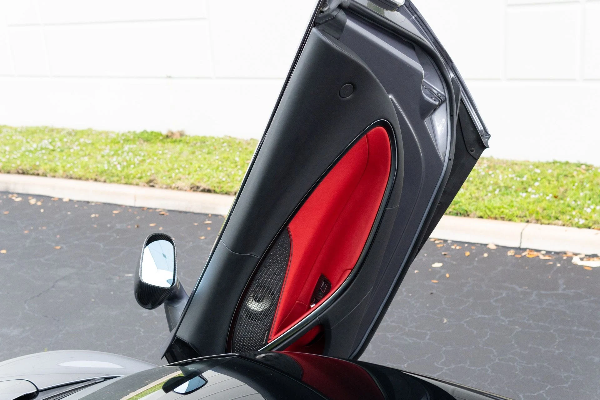 mph055_321583746_Used_2023_Mc_Laren_Artura_1776712926_a02ce19b29