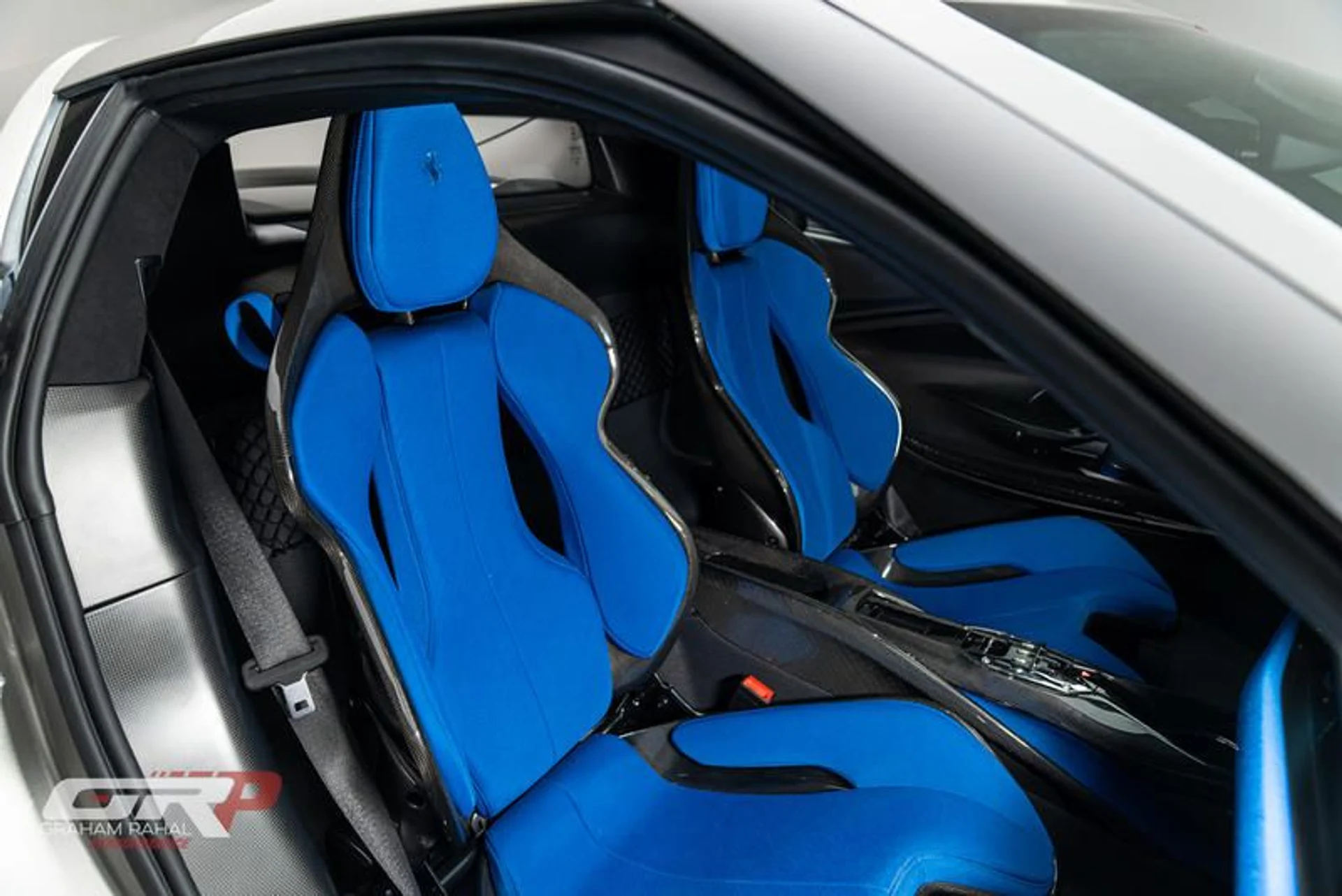 mph055_3225133755_170_AA_917_01_CD_4_D2_F_8811_72308_BF_25_F5_D_172c318267