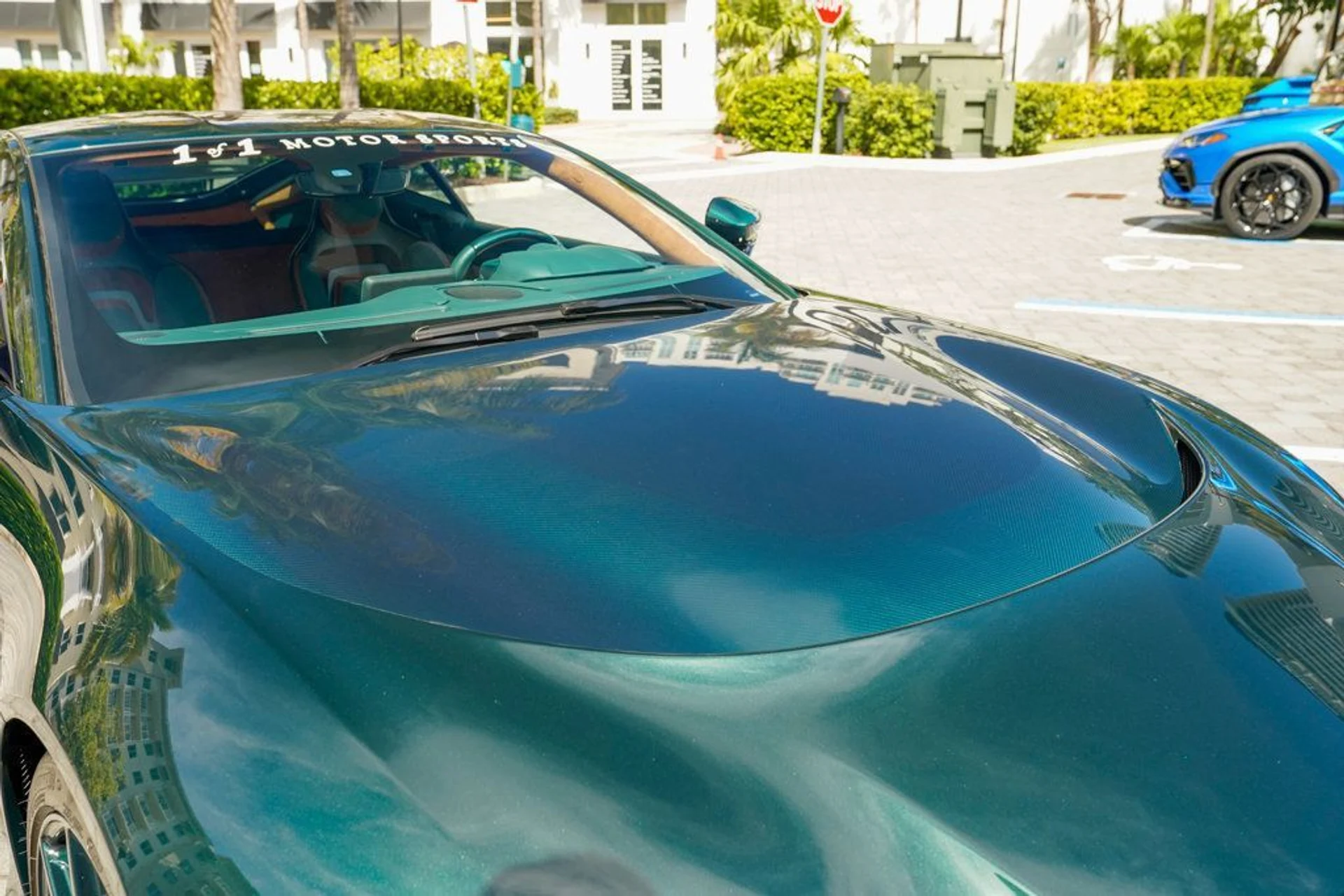 mph055_3230179398_used_2023_aston_martin_vantage_v12coupe_14354_22896697_56_1024_79bcc1025b