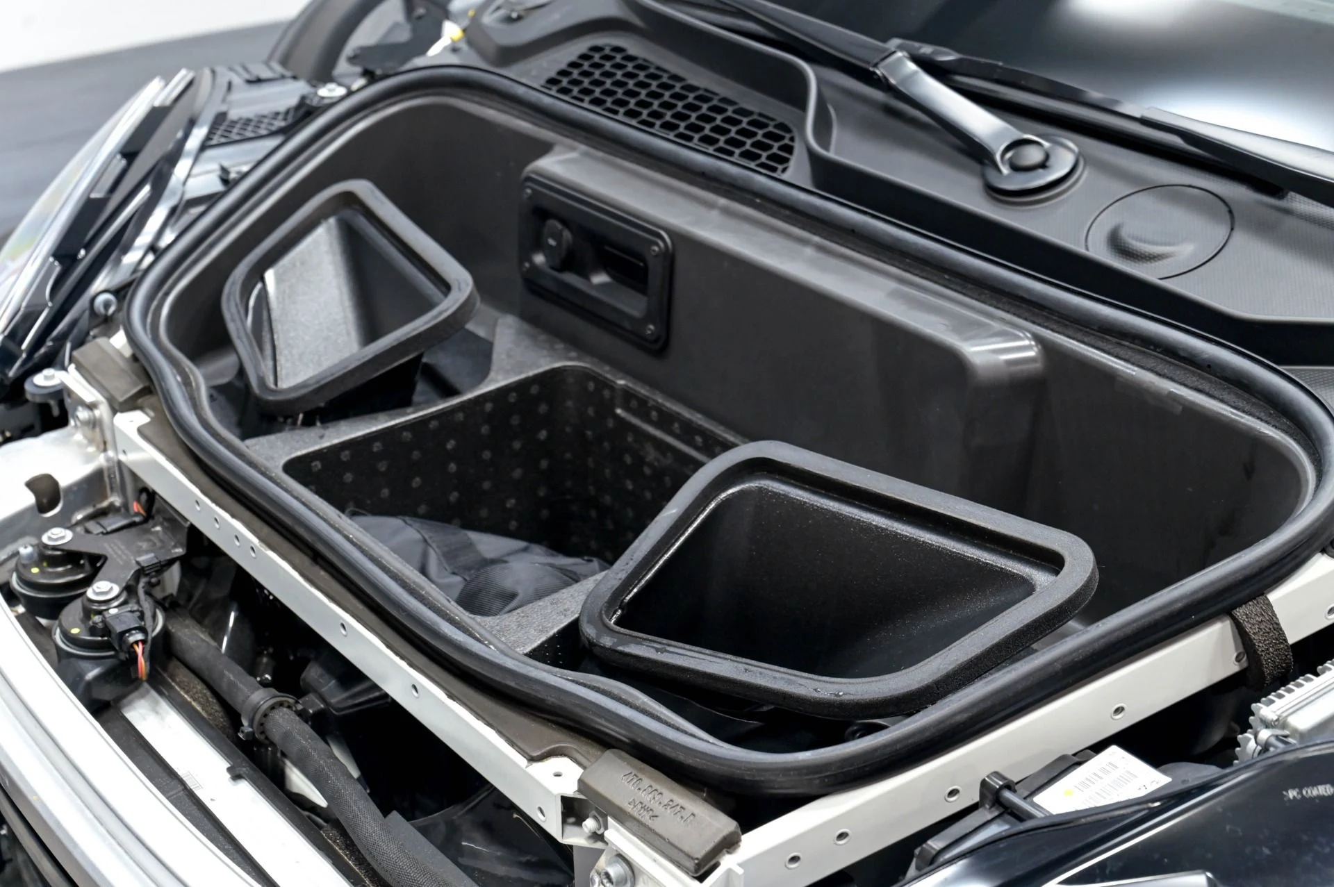 mph055_3239391101_Used_2023_Lamborghini_Huracan_STO_1782768591_00b3f34762
