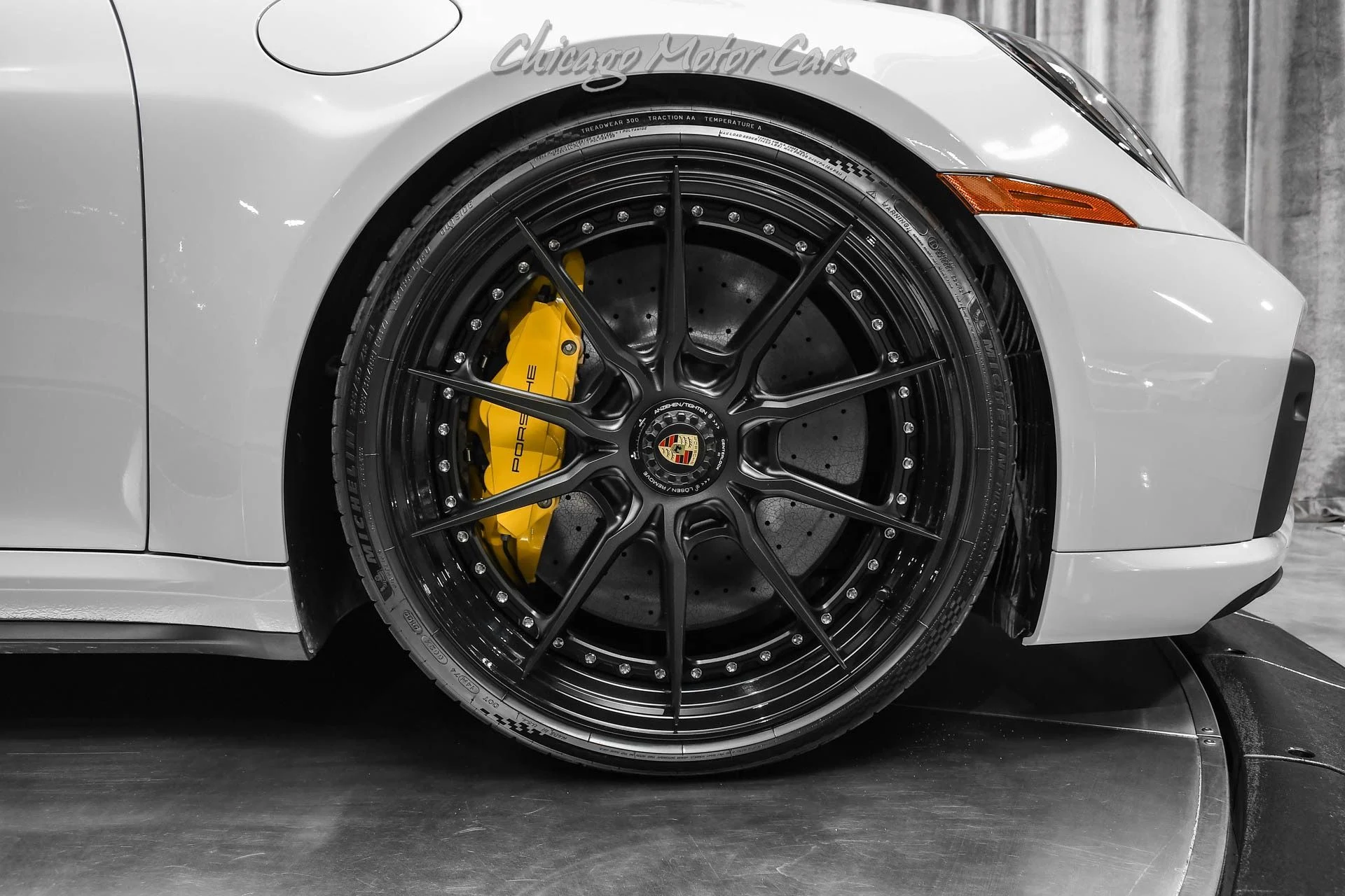 mph055_3260736539_10645_p56_l_335c3960be