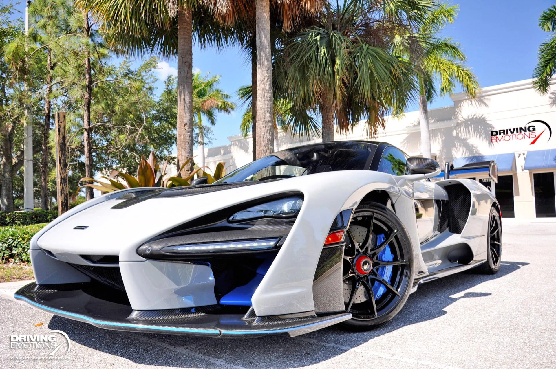 mph055_3293316144_683_p56_l_dbc1d9540f