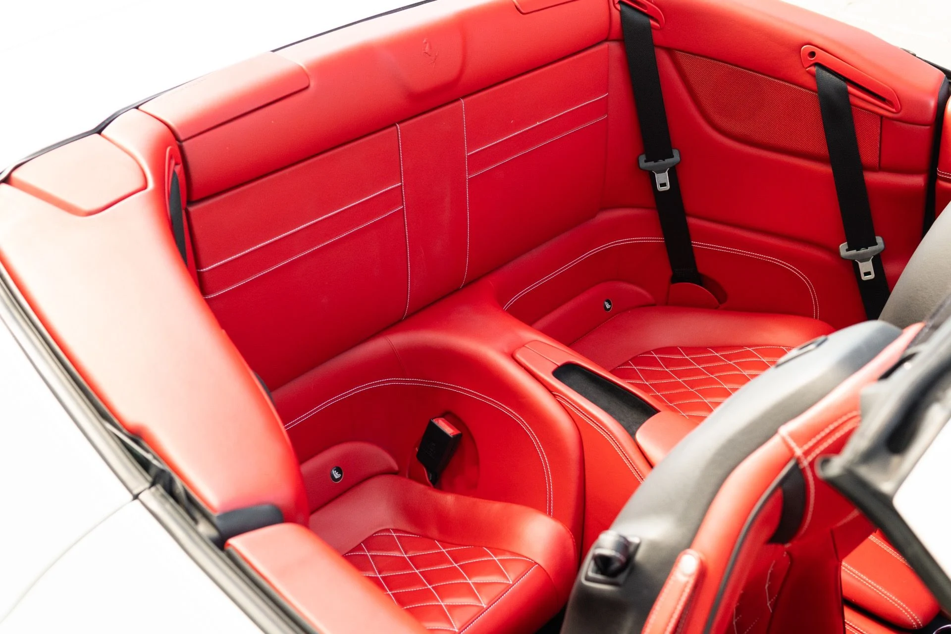 mph055_3305066759_Used_2017_Ferrari_California_T_1767901173_e3eff0a4b1