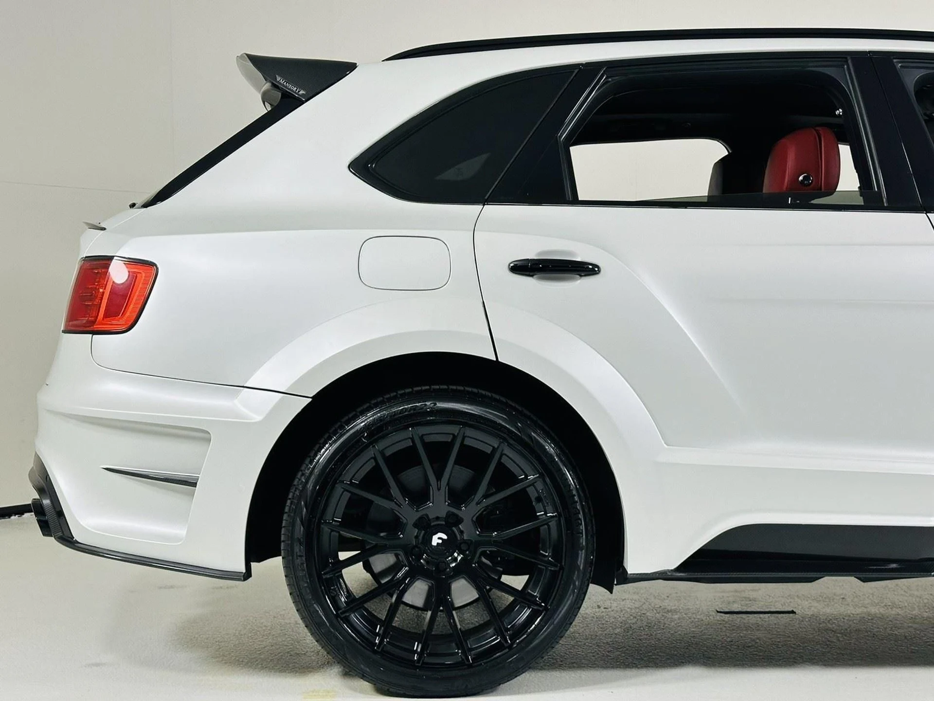 mph055_3311018983_5f2a1e792ddd491da24b55d7759f5911_c8e08326c0