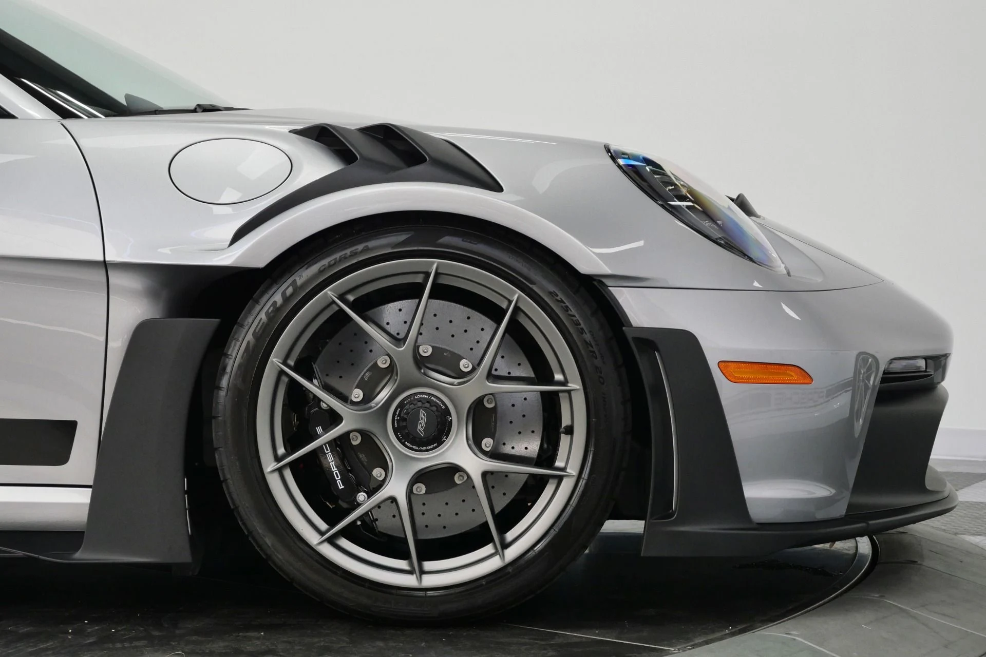 mph055_3358688735_Used_2025_Porsche_911_GT_3_RS_Weissach_Package_Carbon_Ceramic_Brakes_Carbon_Fiber_Seats_1778172422_905cffe0ca