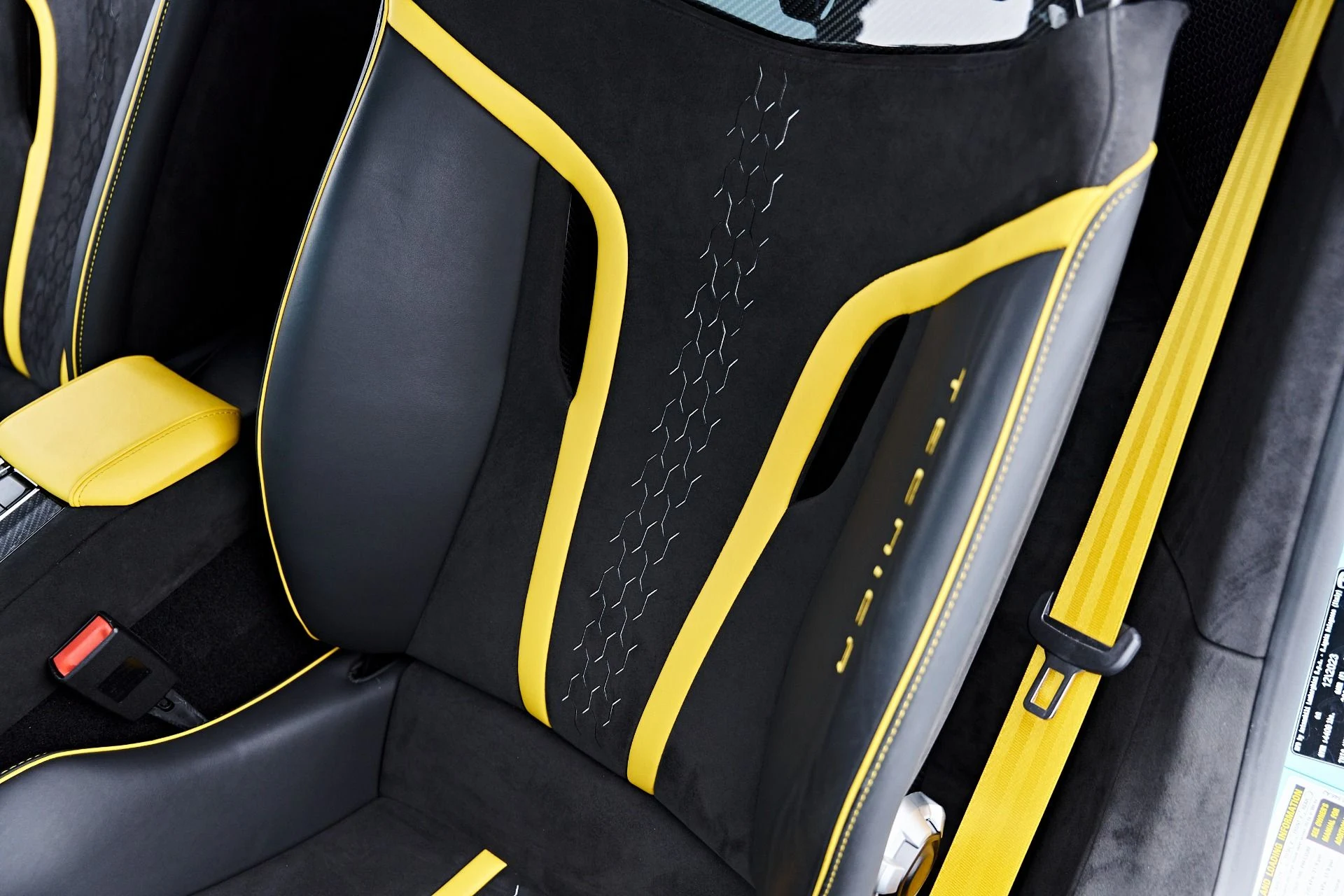 mph055_3368683430_Used_2024_Lamborghini_Huracan_Tecnica_Base_1788455460_53373fd00e