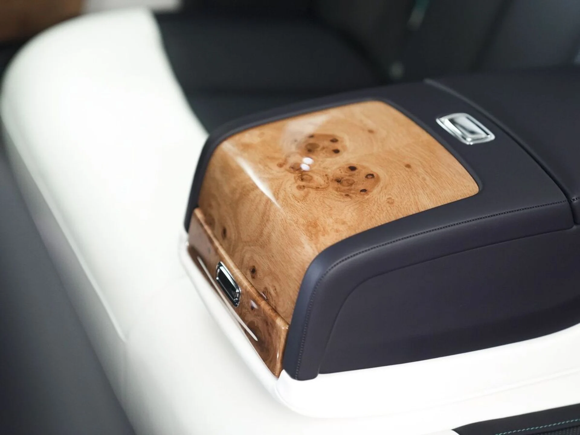 mph055_3372736739_klnwjvnyw11sbfbh452shdpqy2pw_d29a83efd5