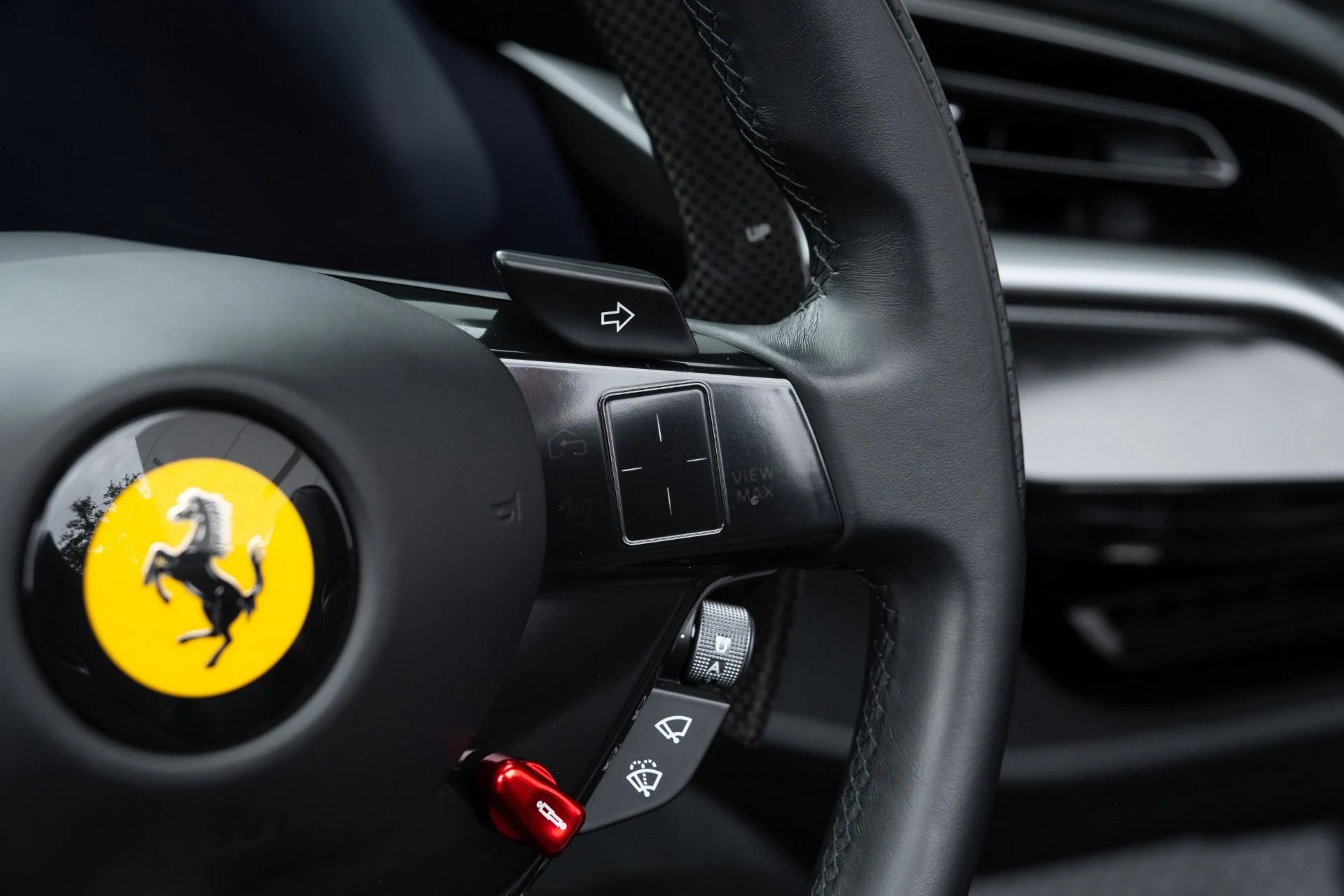 mph055_3383477622_Used_2022_Ferrari_SF_90_Spider_1775626389_8b4255d99f