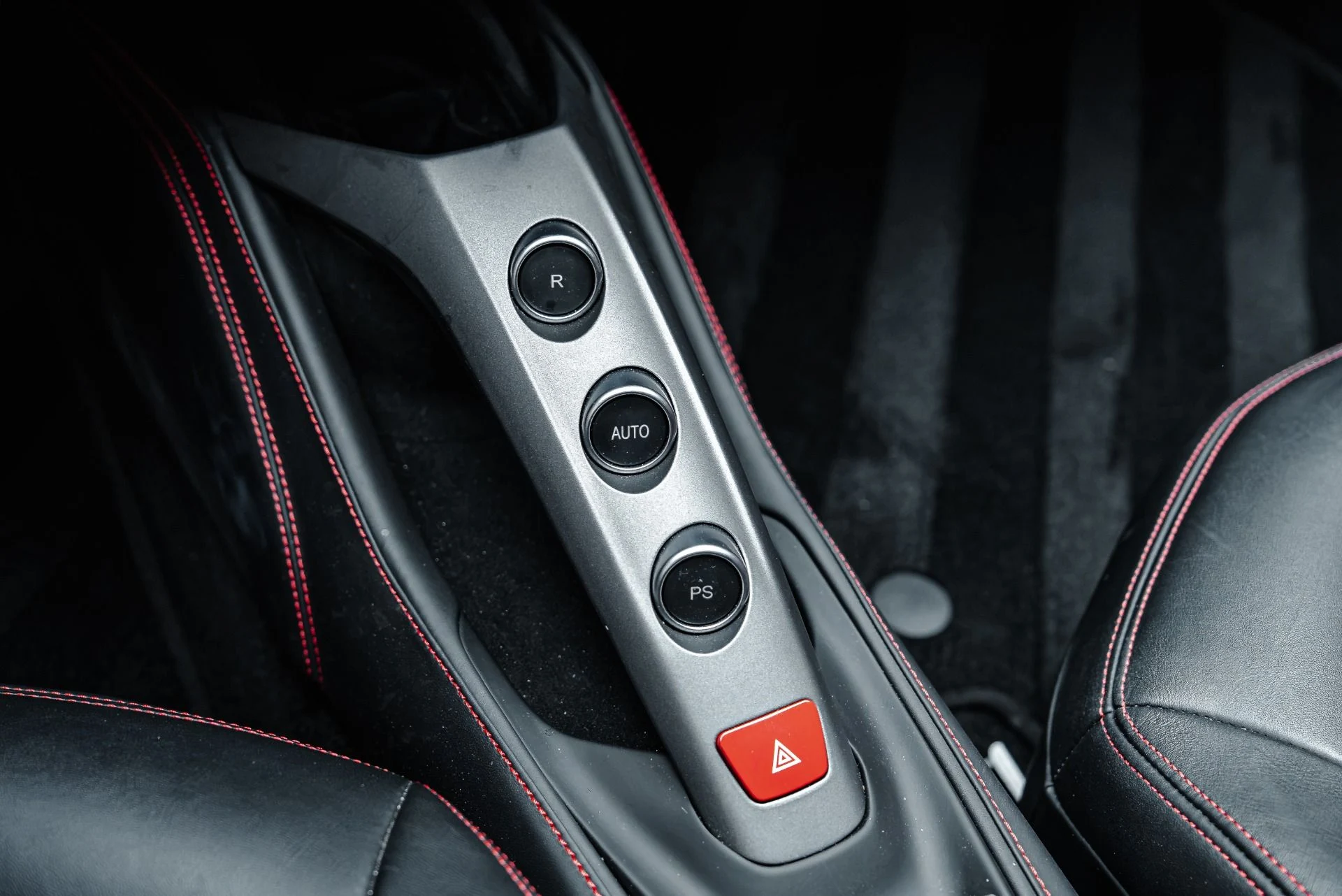 mph055_3488973111_Used_2016_Ferrari_488_GTB_1791929053_fa8ea6d5af