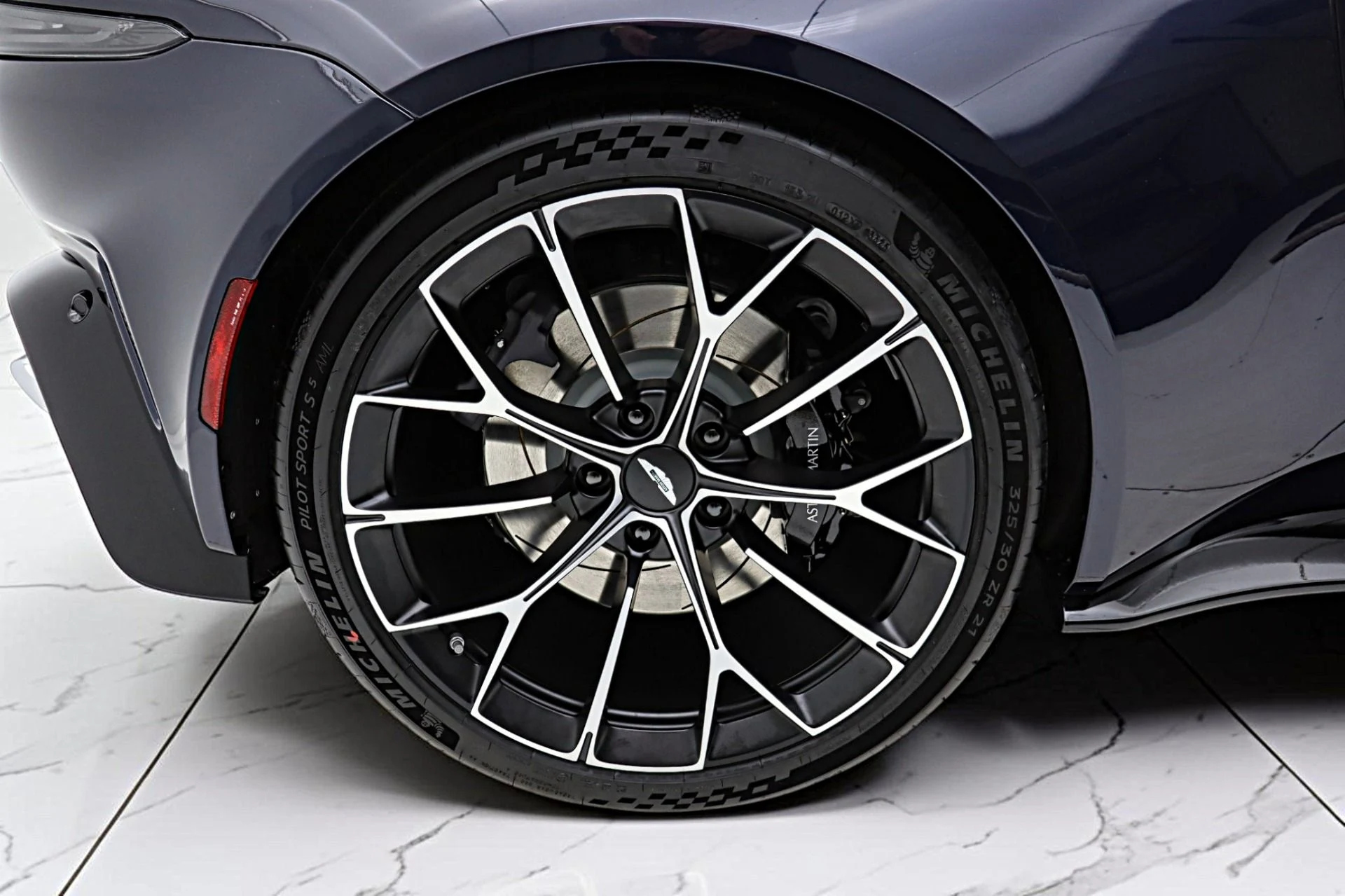 mph055_3508349914_New_2026_Aston_Martin_Vantage_S_Roadster_c08352f7dc