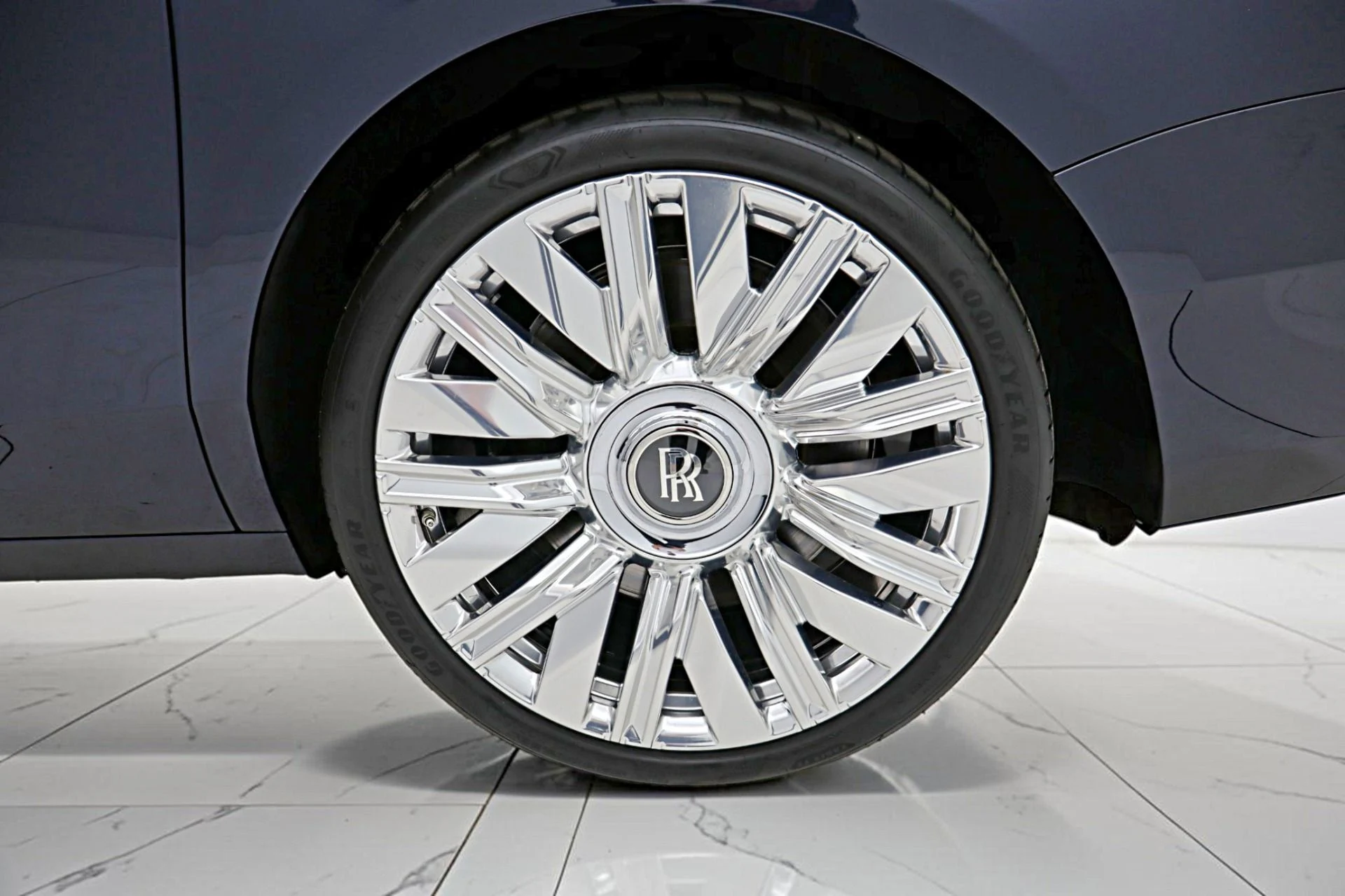 mph055_3615483100_New_2025_Rolls_Royce_Ghost_LEASE_OPTIONS_AVAILABLE_15b5e35edb