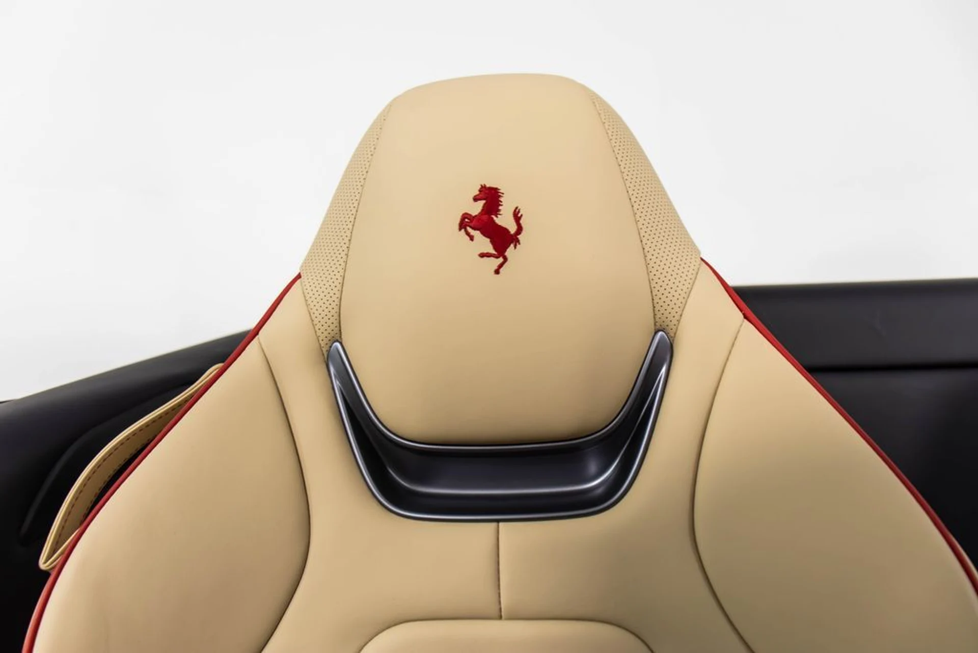 mph055_3617159330_46c90f1ab18b3d0f647019b98674e3ecx_d786446ca1