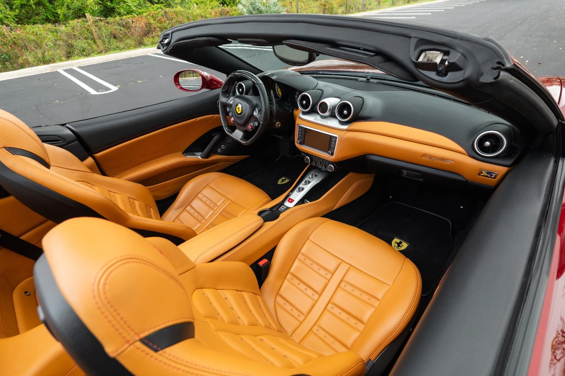 mph055_3631348104_Used_2015_Ferrari_California_T_1773337239_ac5565a062