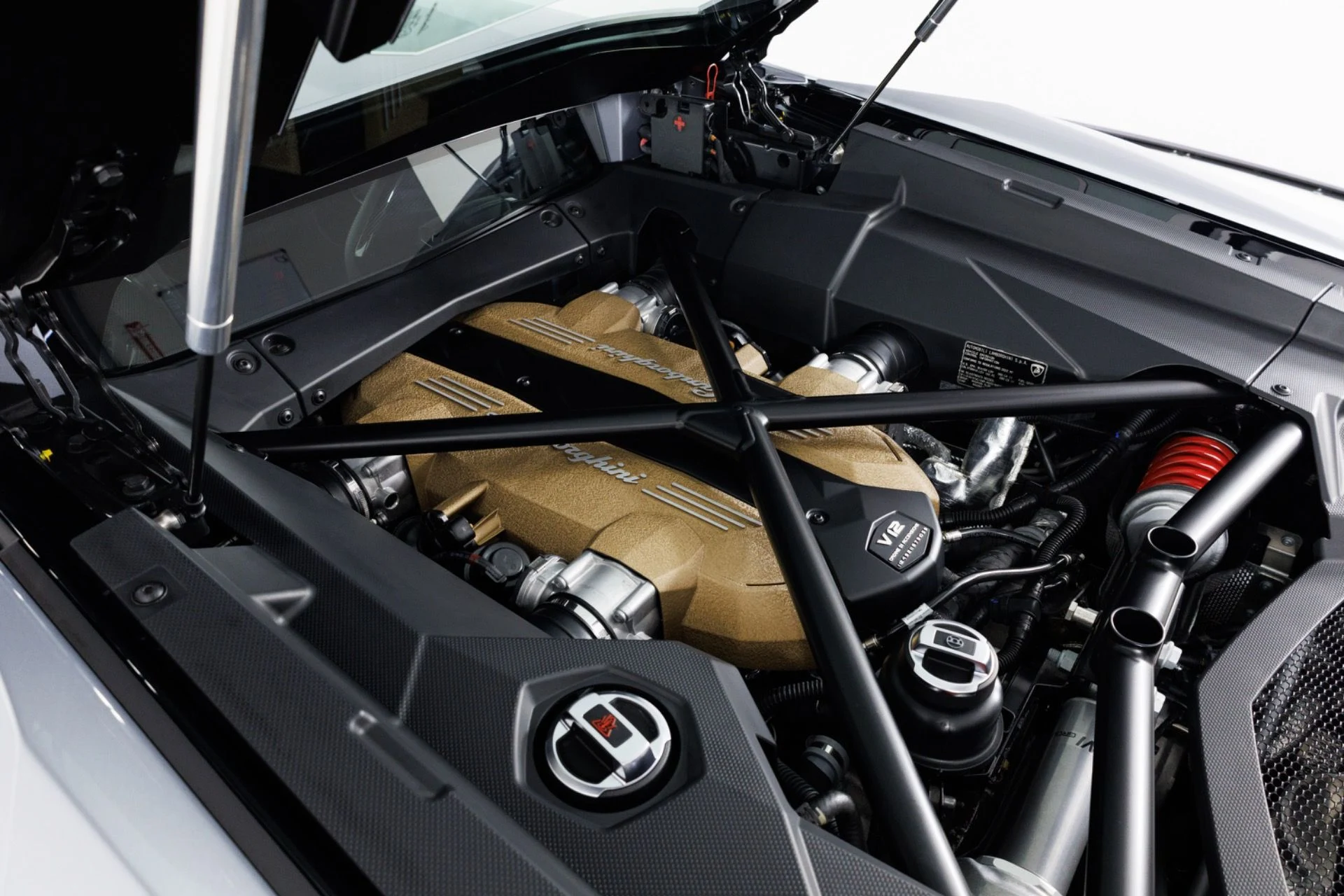 mph055_3652945533_Used_2022_Lamborghini_Aventador_LP_780_4_Ultimae_1784925960_cecf38f65b