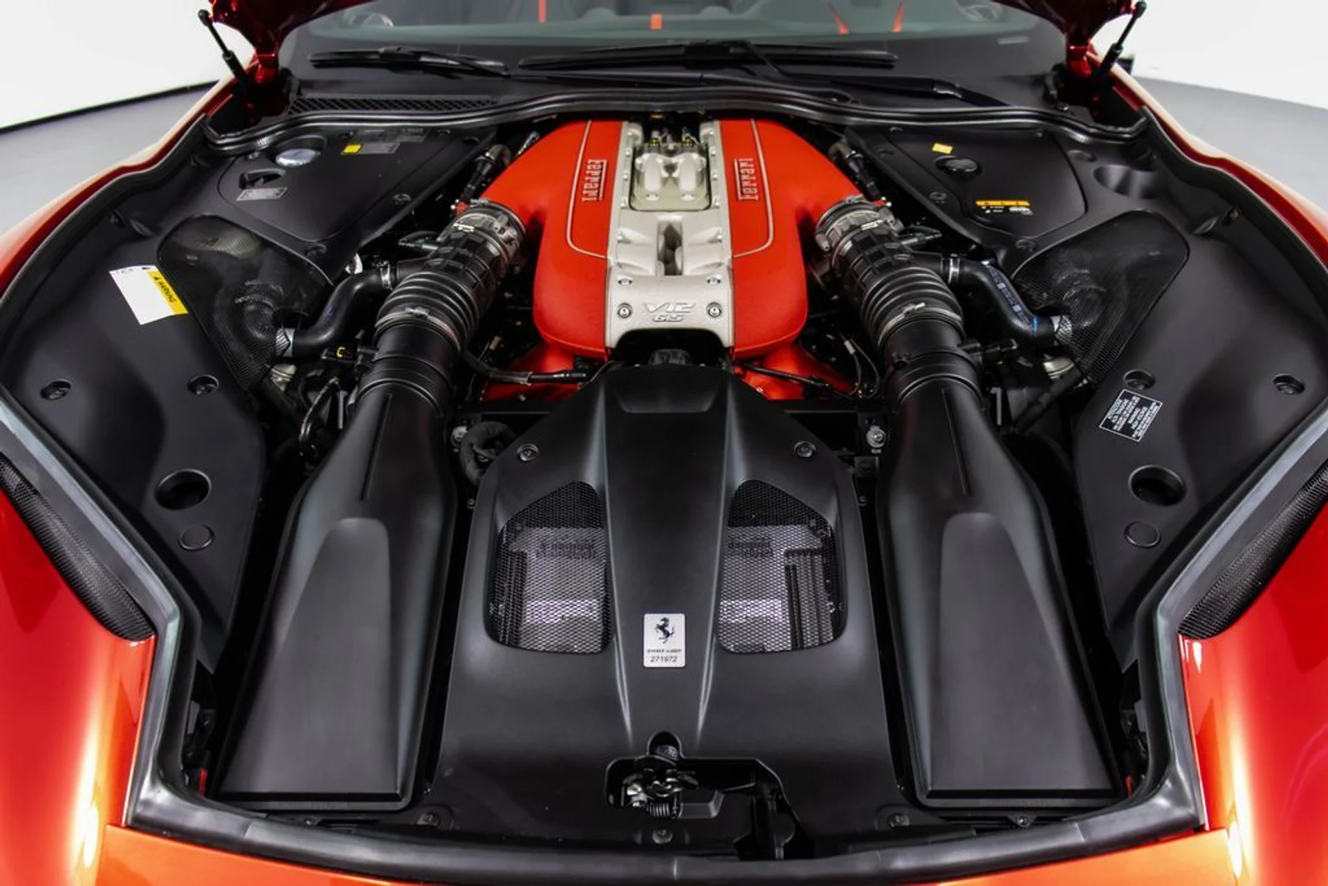 mph055_366852067_9ef1497c0a8d2a51b969164dc19dfa60x_12832b5bde