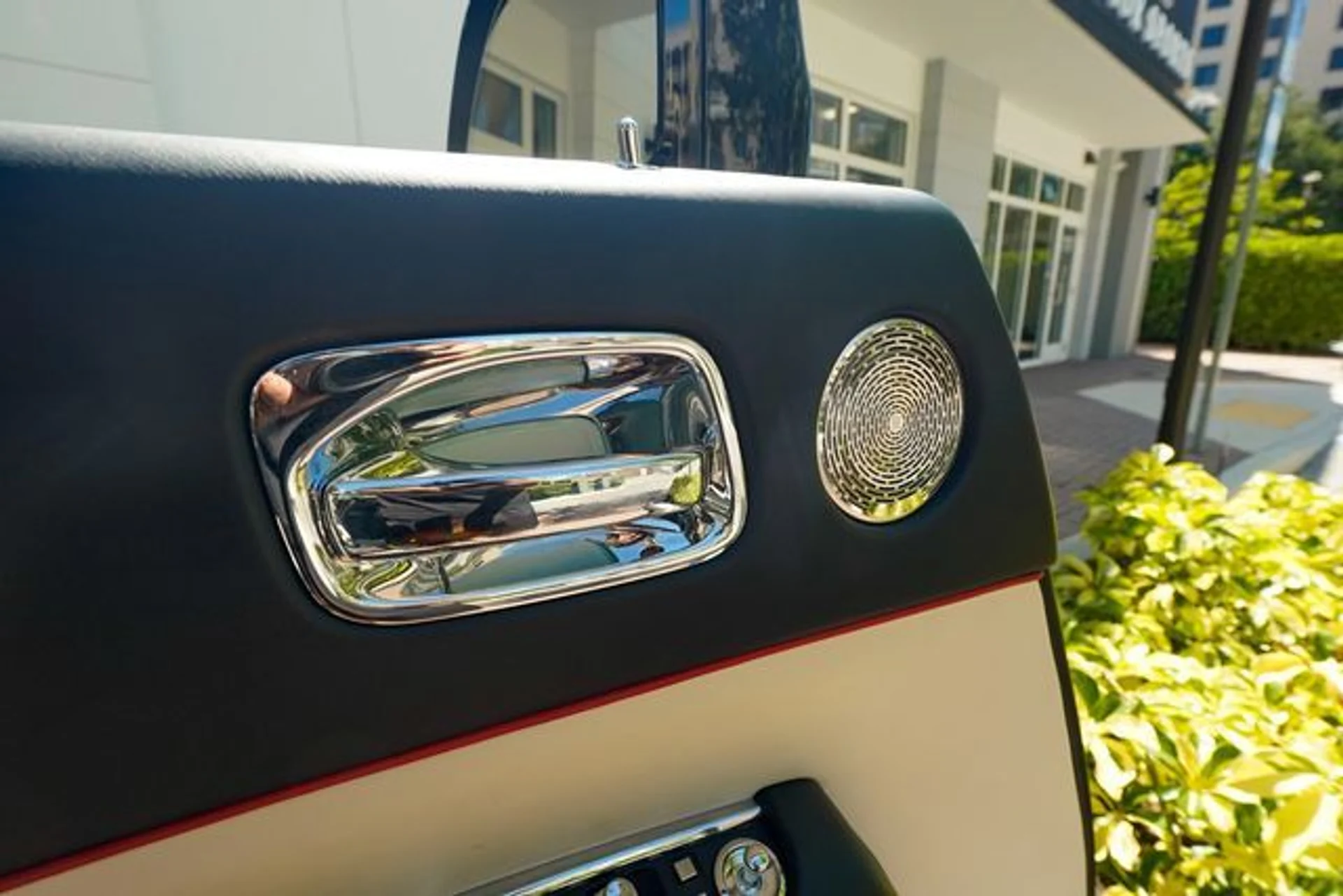 mph055_3709037639_23014492_56_143ea971eb