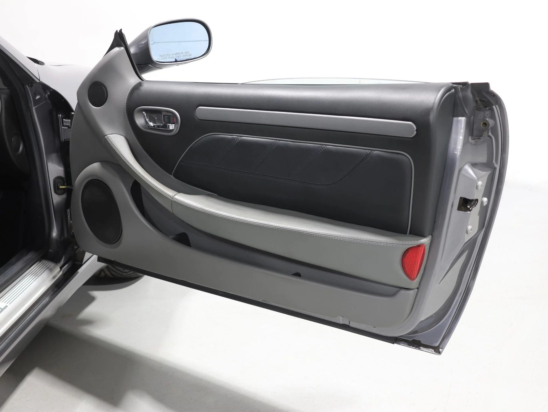 mph055_3733549109_Used_2004_Maserati_Coupe_Cambiocorsa_Only_14_K_Miles_Just_Serviced_One_Family_Owned_1771885144_2cc07dbf6b