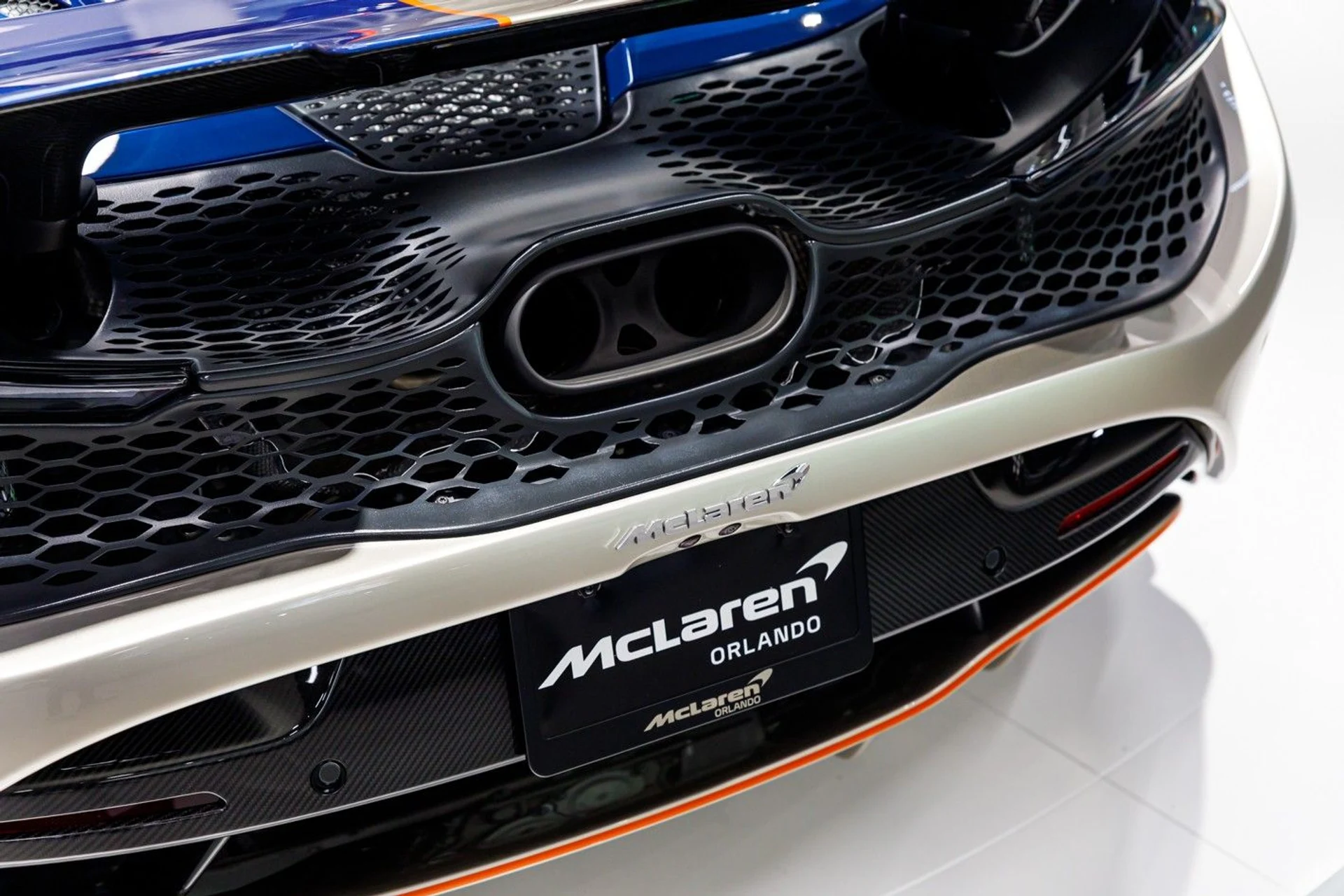 mph055_3759212438_430_p56_l_f0cbc80e1d