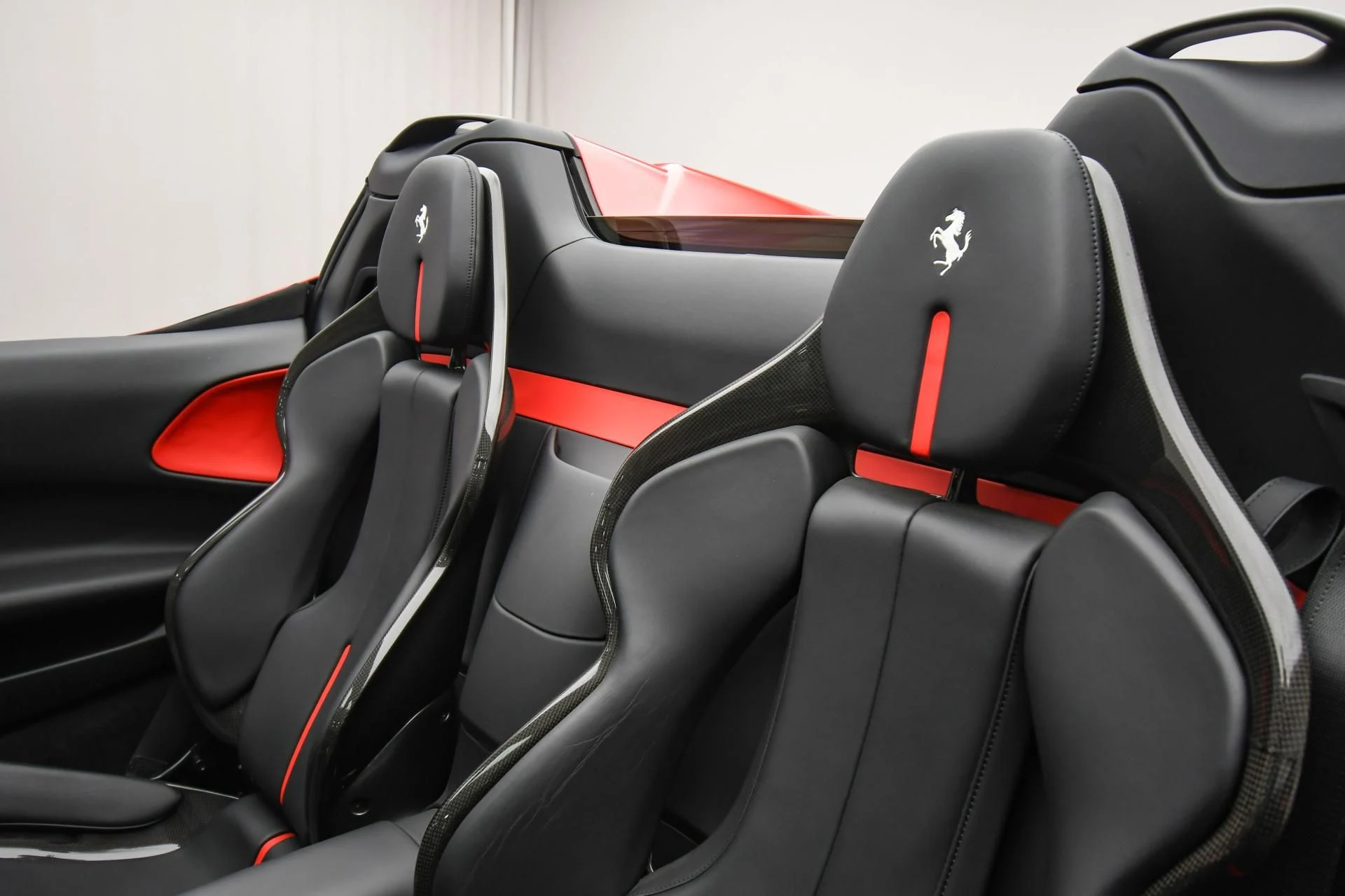 mph055_3787835608_Used_2022_Ferrari_SF_90_Spider_1753776263_dc8728069d