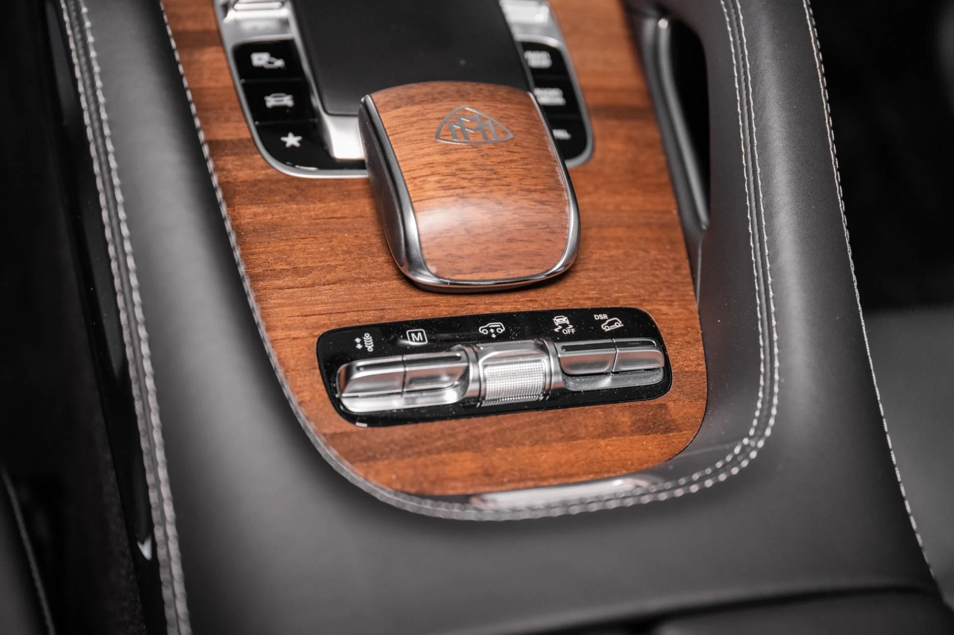 mph055_3849565172_Used_2023_Mercedes_Benz_GLS_Maybach_GLS_600_1762355740_2e7506027c