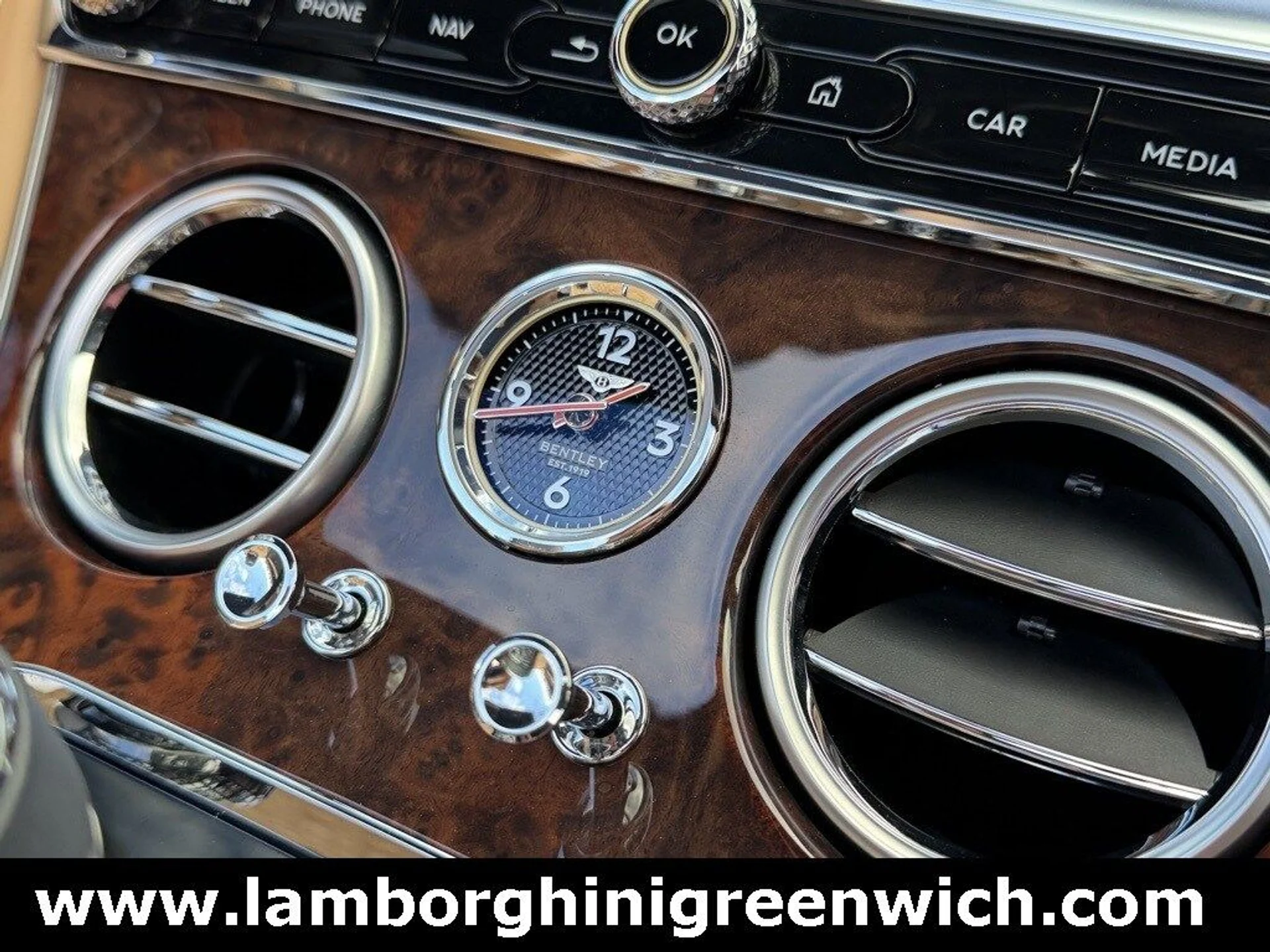 mph055_3854119297_587db05271b007fa5915696bdf7e7deex_baea59cac7