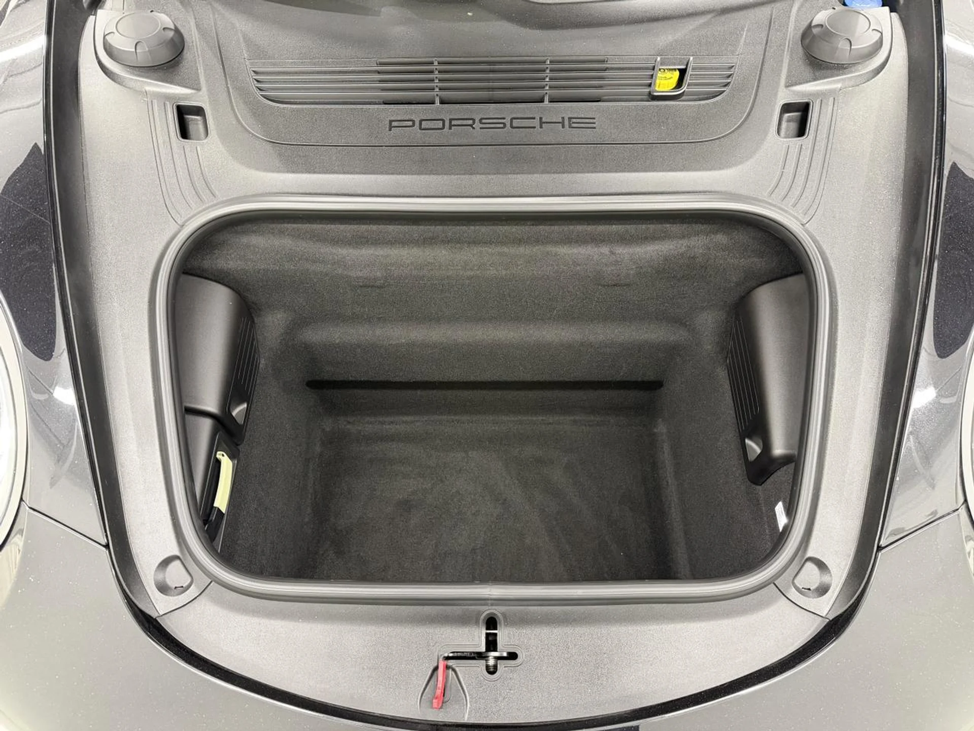 mph055_389534983_4c41c13750d573b7f915f2f08c94c7fb_b2640960b6