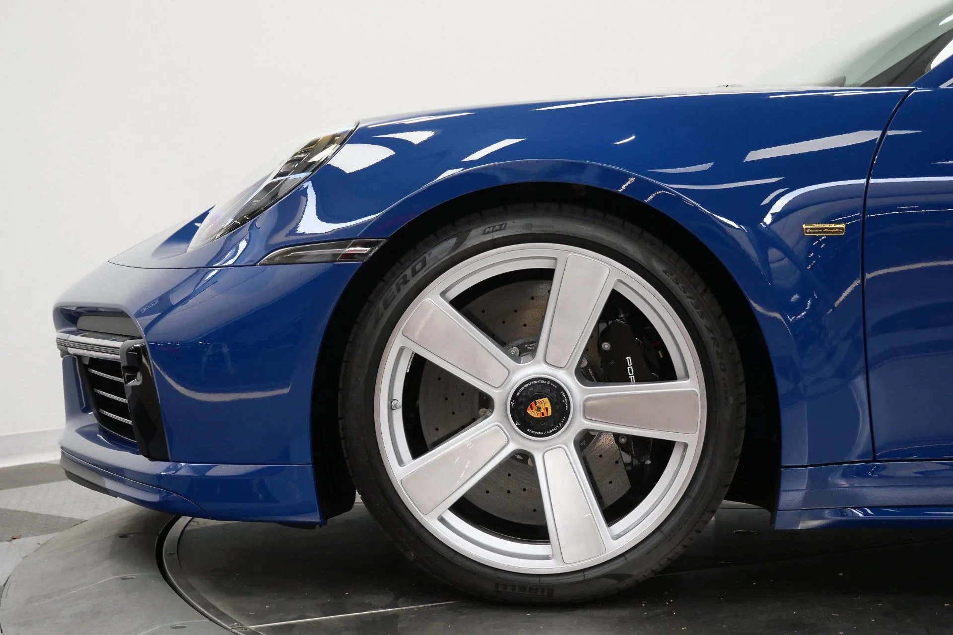 mph055_3953699529_Used_2023_Porsche_911_Sport_Classic_Paint_to_Sample_379_of_only_1250_Built_Beautiful_1776794074_df6d5bf06f