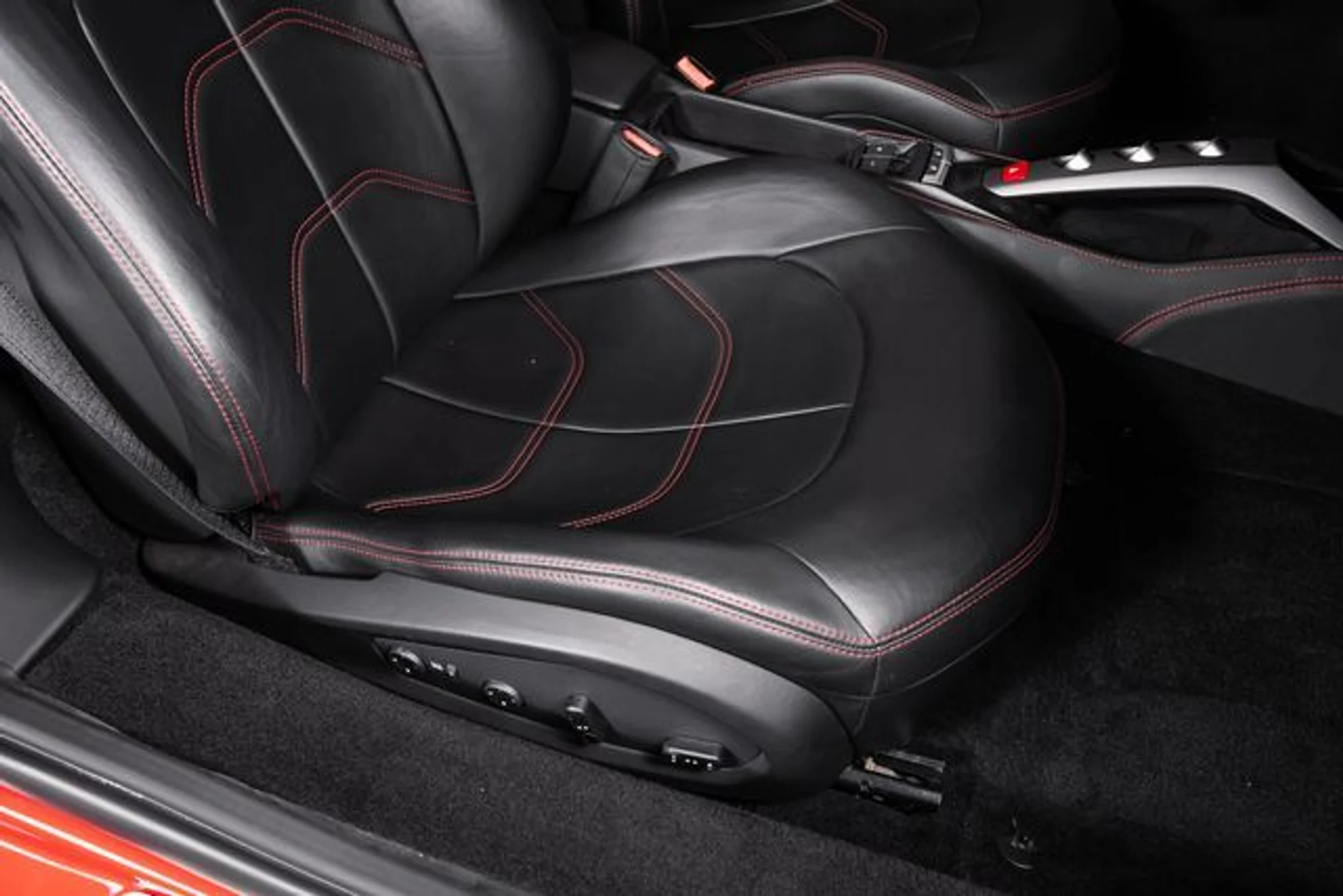 mph055_4007945552_c2ce5c3962c42dc032a09fff765cc212x_ca43354d49