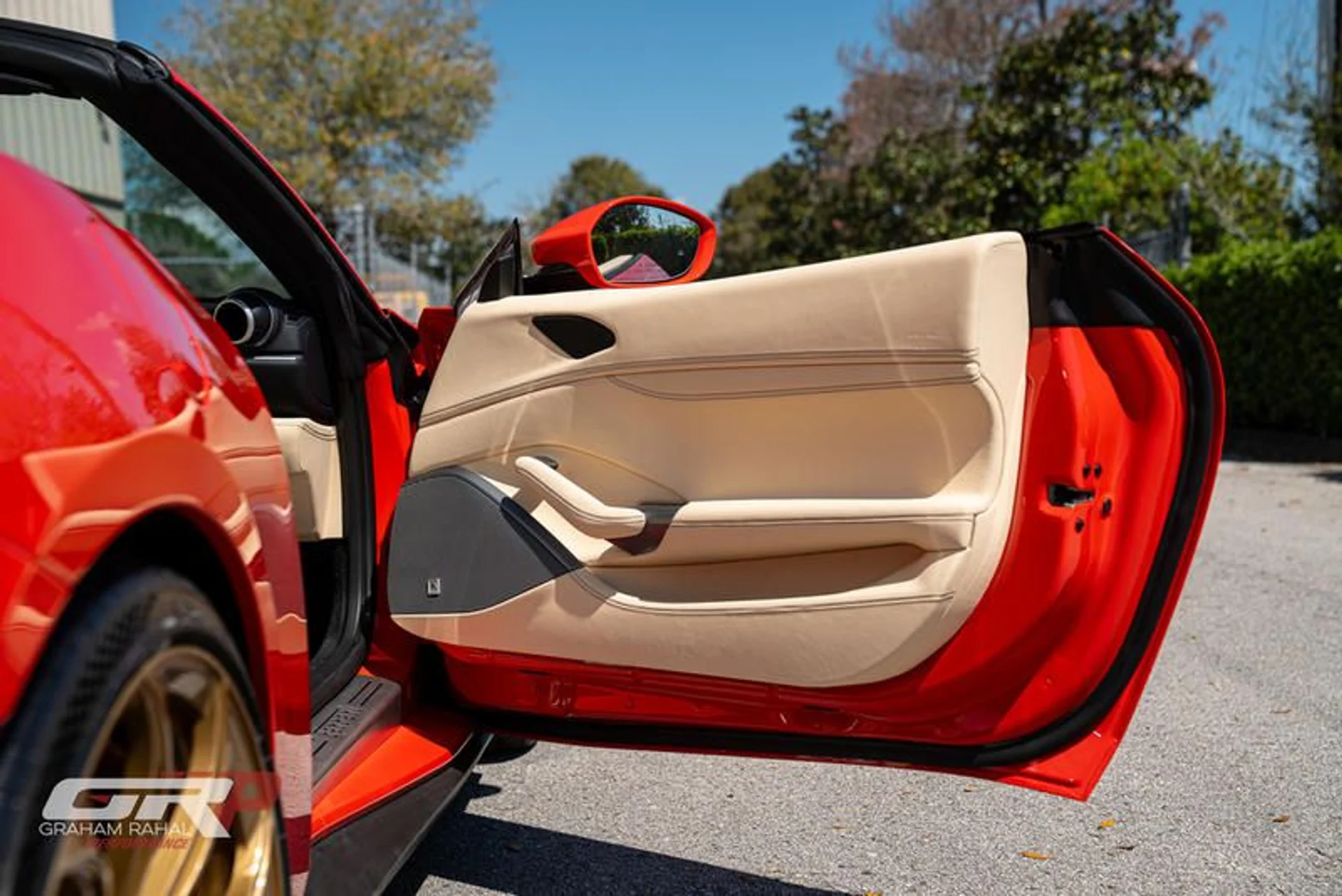 mph055_4029471171_F27_FF_3_C2_C634_4_FD_1_BA_65_354_F49_A61_D0_D_f6282d9f7d